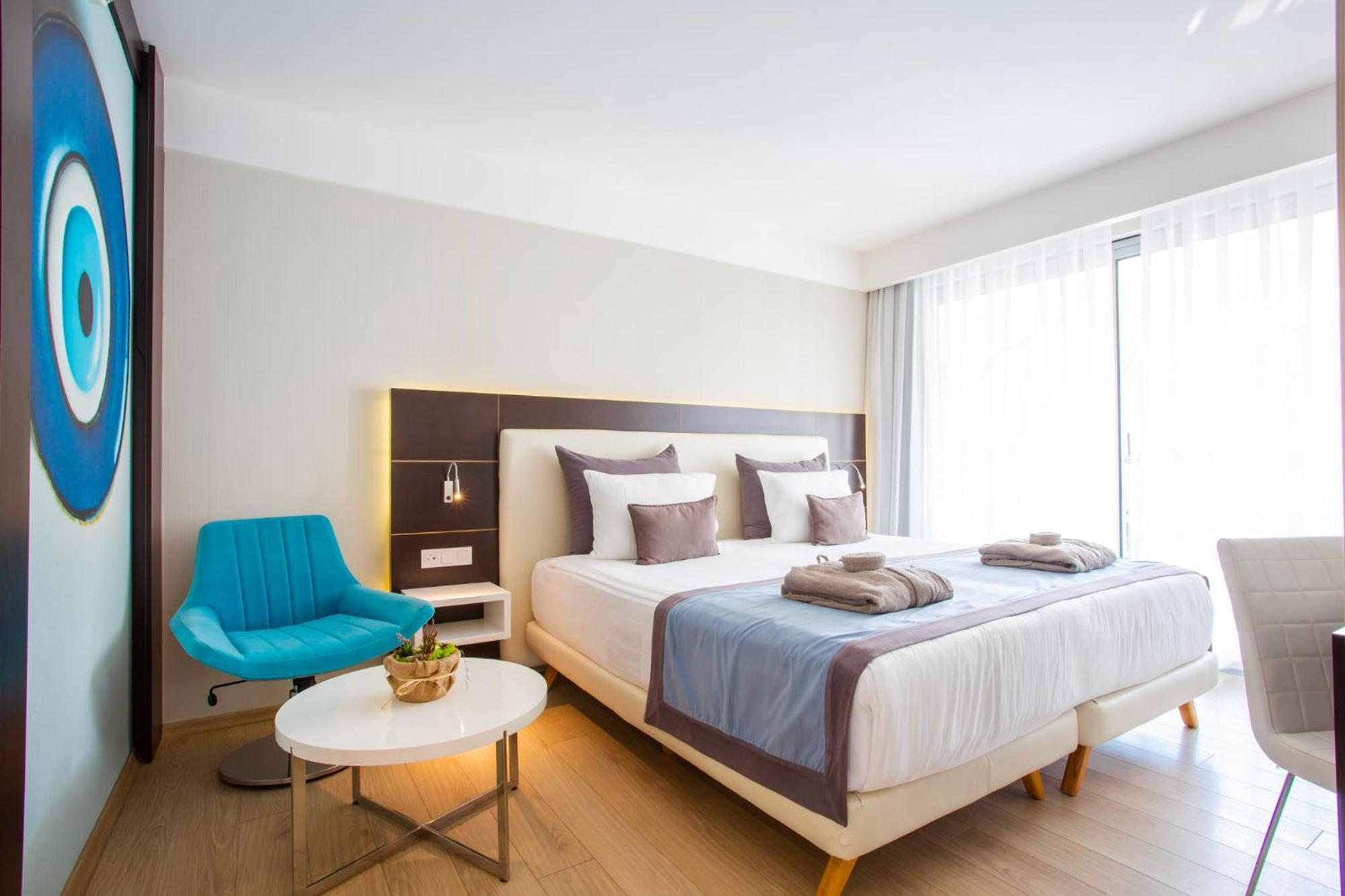 Selene & (adults Only) 5* Avsallar