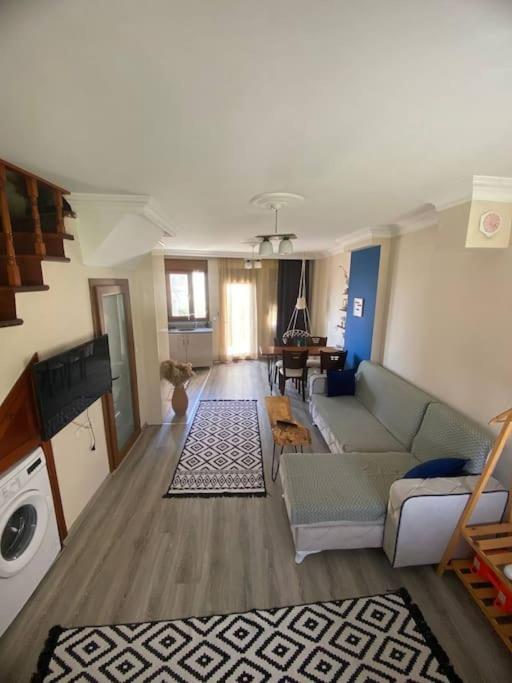 Apartment Deniz Manzarali Muestakil Ev Aybalik *