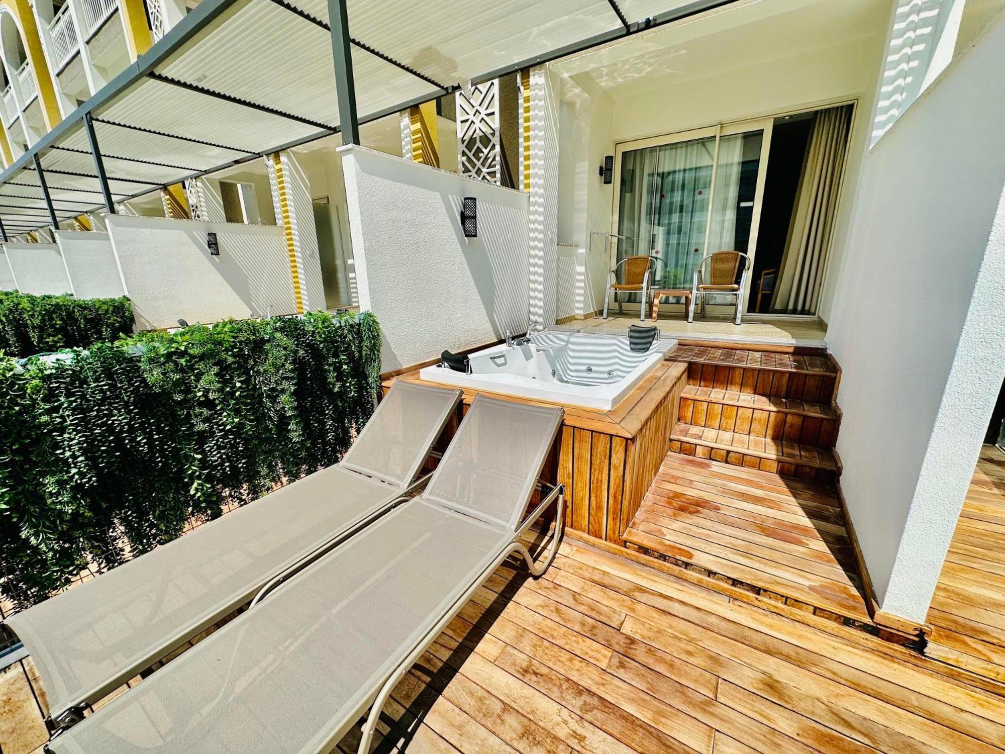 Sidera Kirman Premium 5* Okurcalar