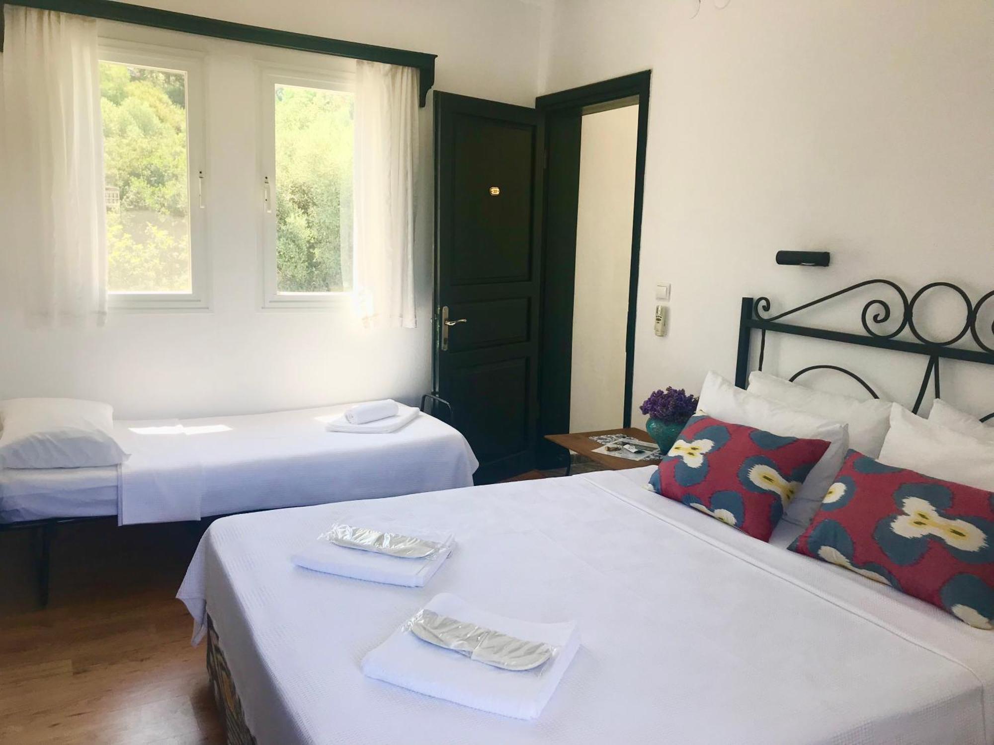 Tokur Hotel 3*