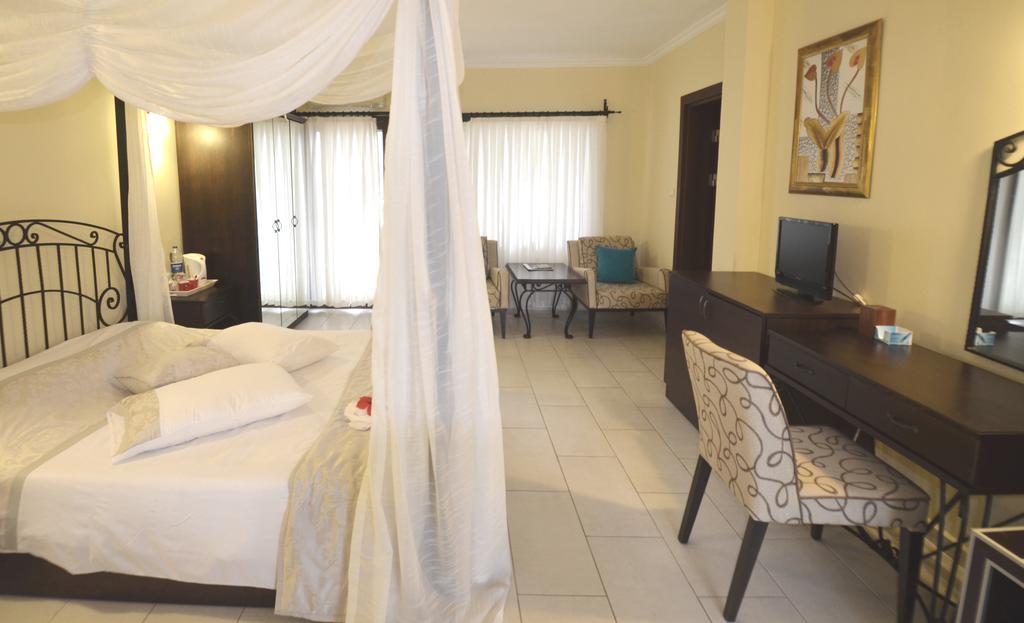 Cachet - Adult Only +14 Hotel 3*