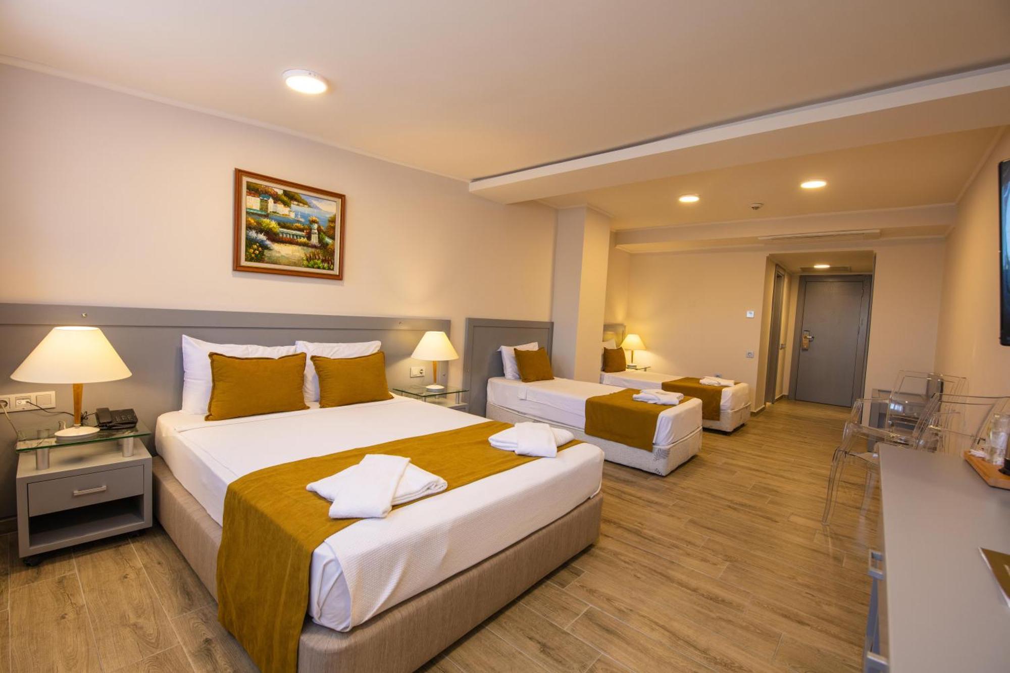 Hotel Orka World & Aquapark 4*