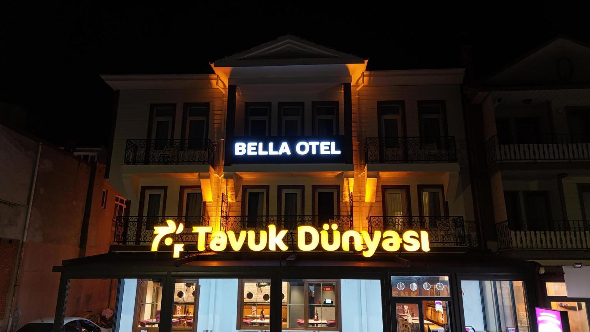 Bella Hotel *