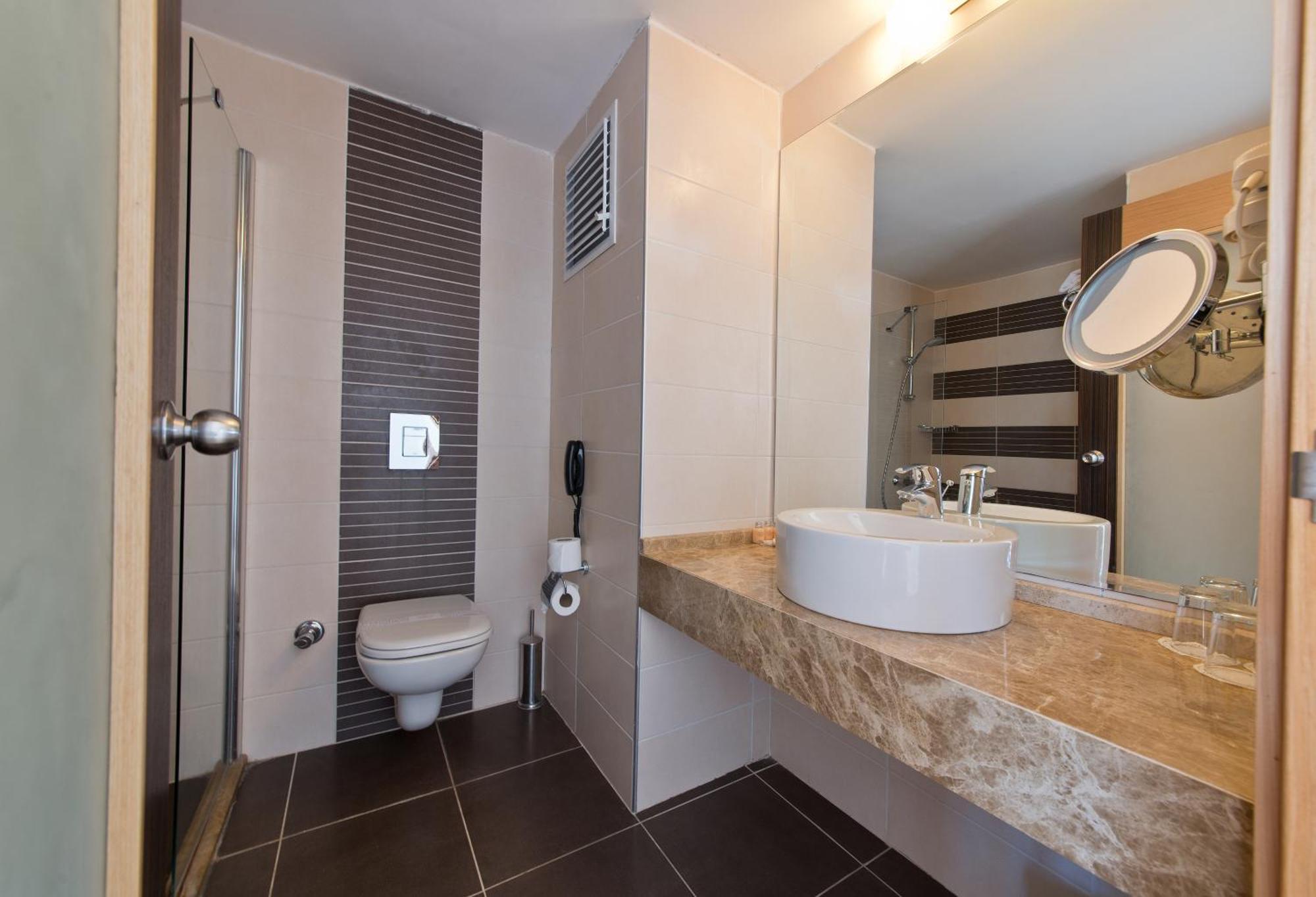 Yalihan Hotel 4*