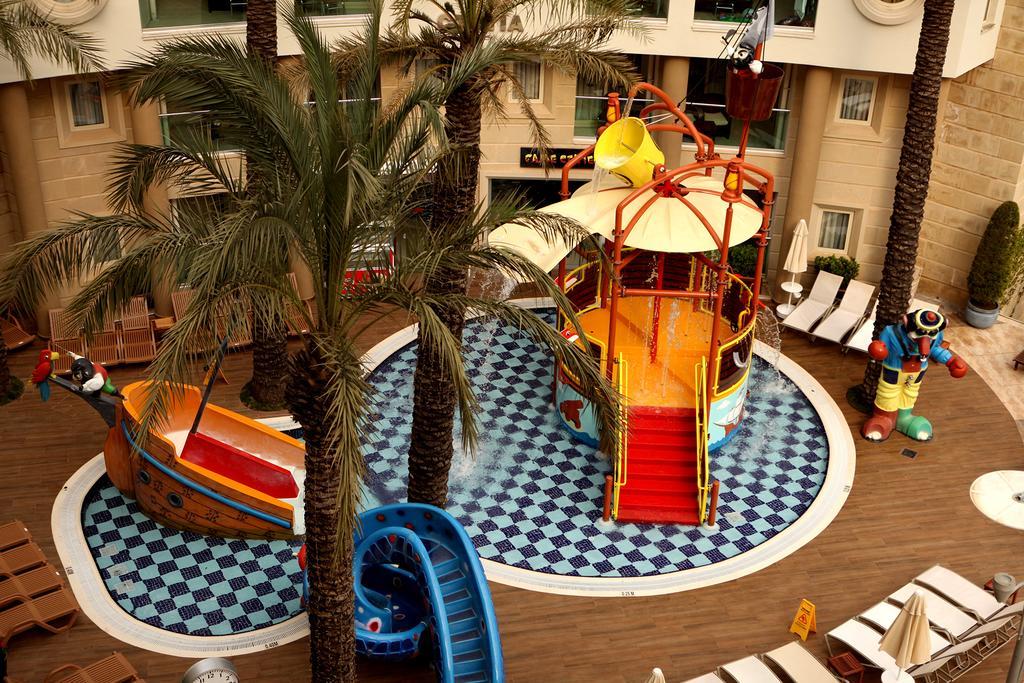 Grand Cettia Hotel 5*