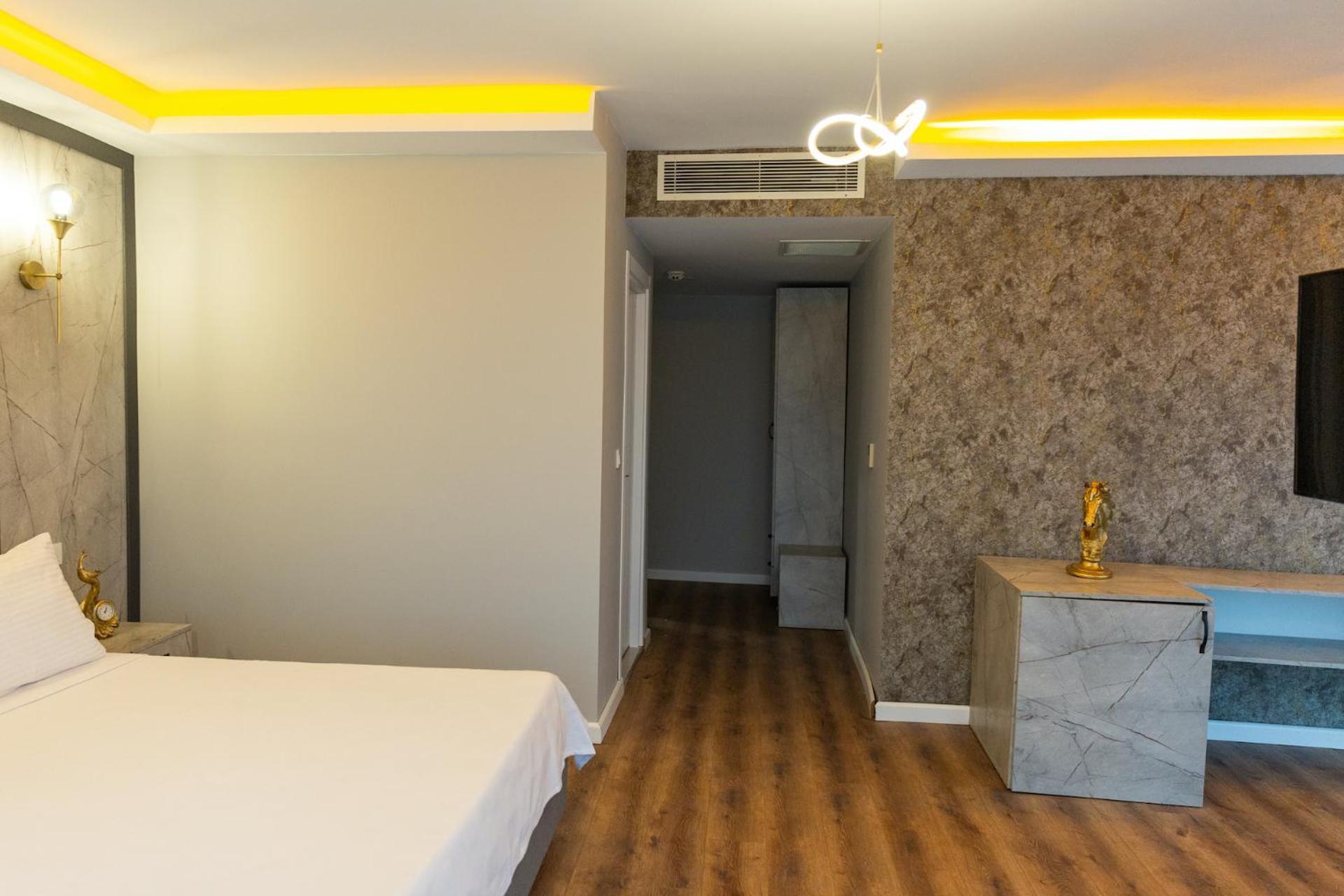 The Hera Business & Istanbul