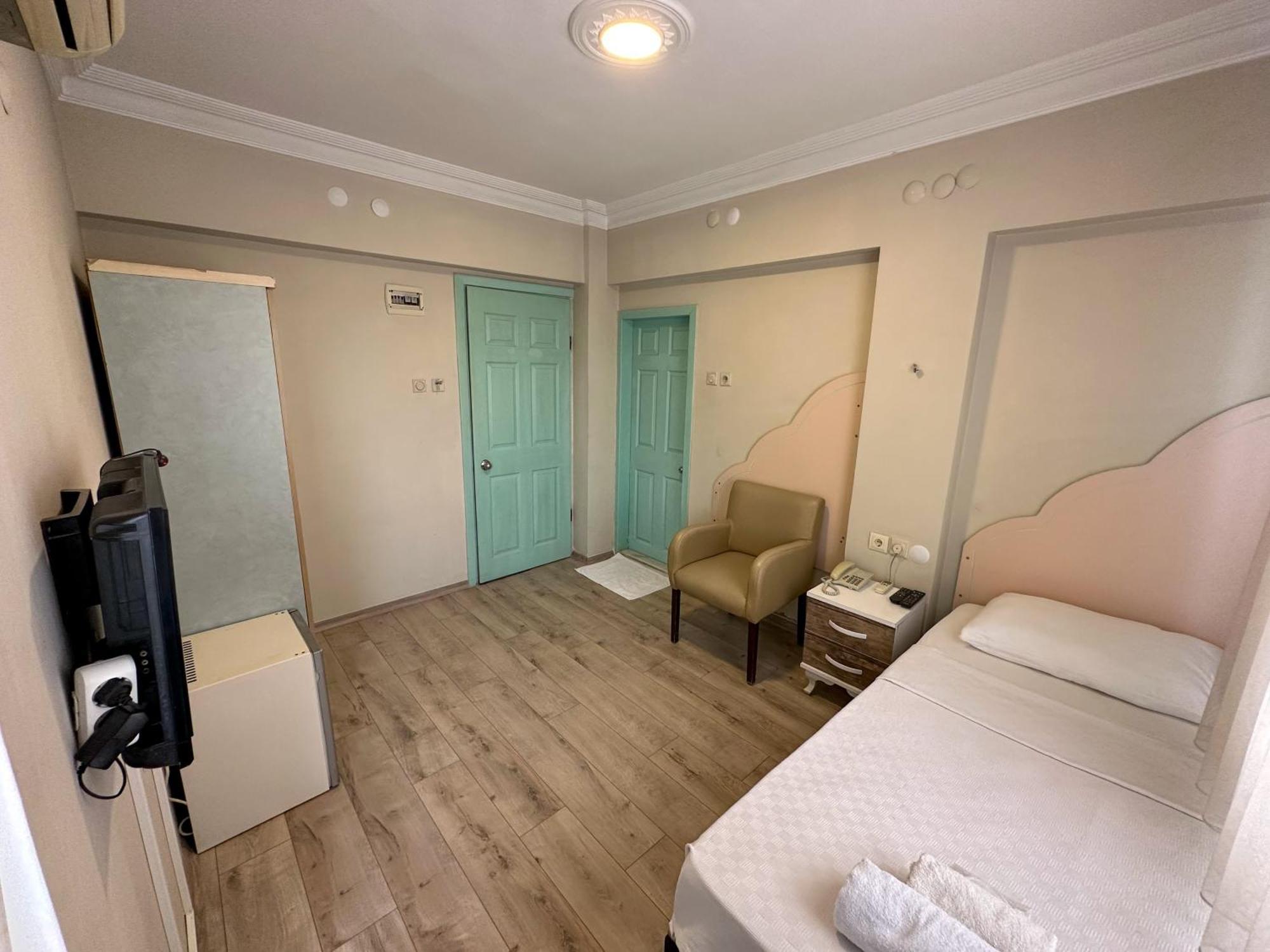 Hikmethan Hotel 2*