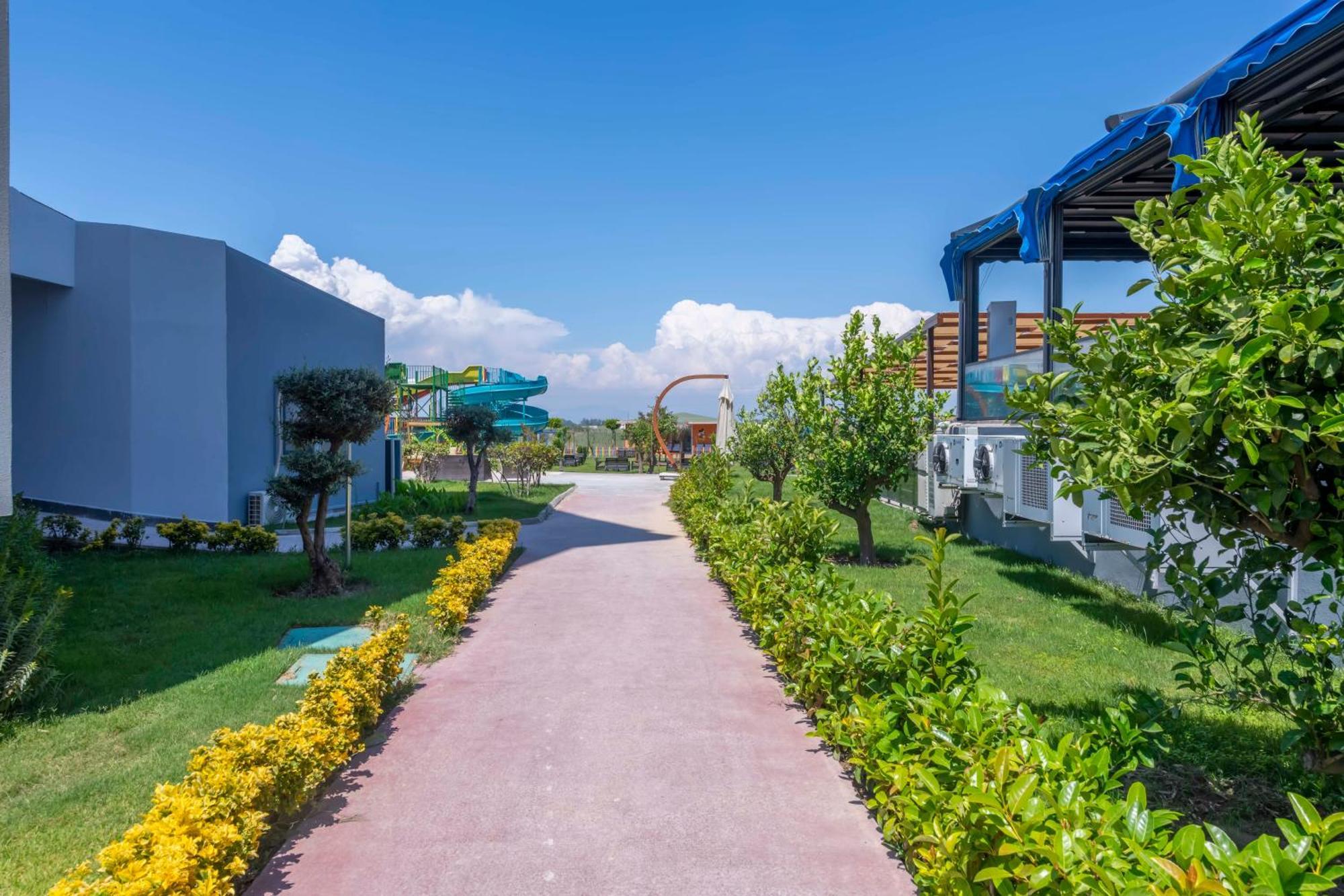 Jura Lara Hotel