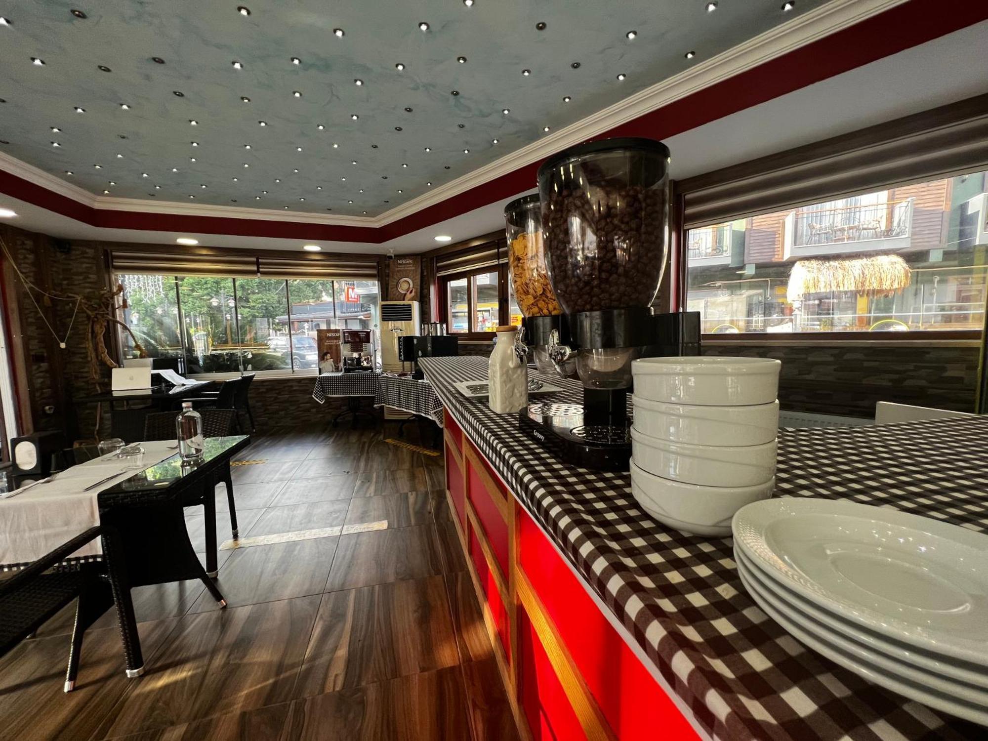 Dolphin Park Hotel 3*