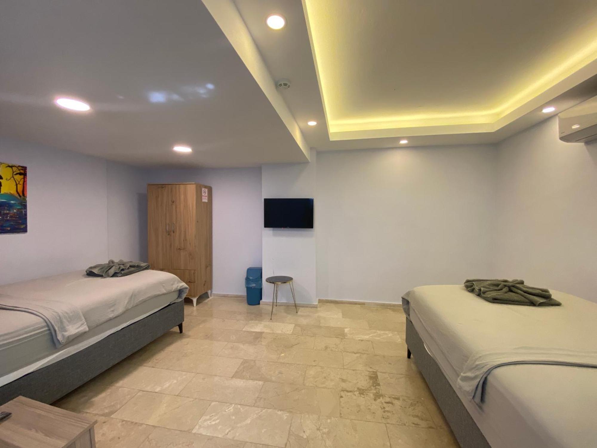 Mert Homes Bed & Breakfast *
