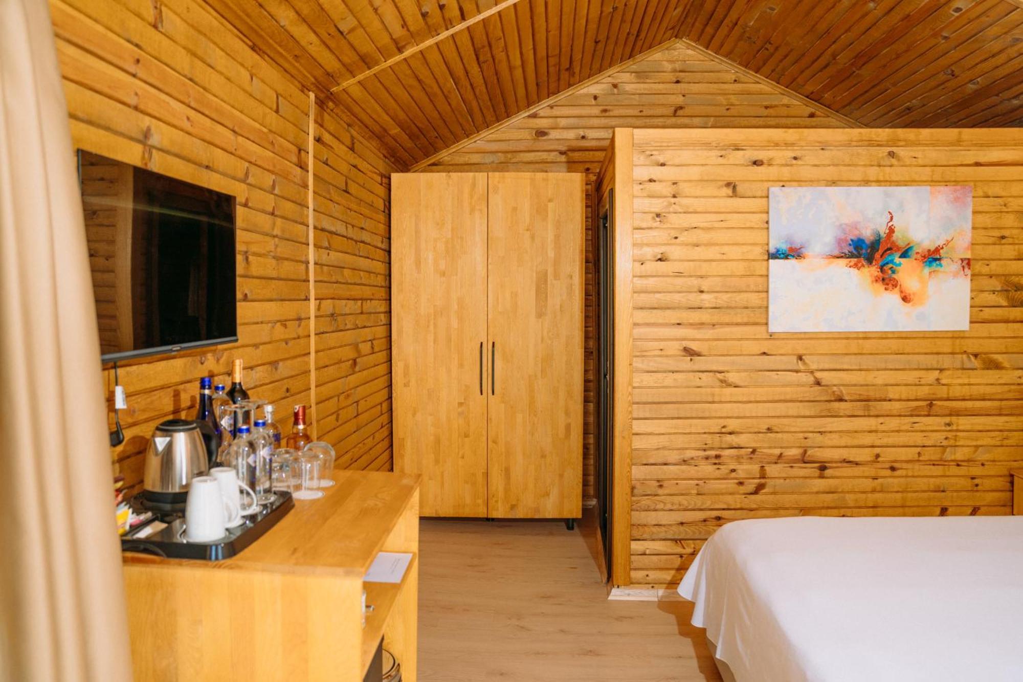 Doors Urla & Hotel