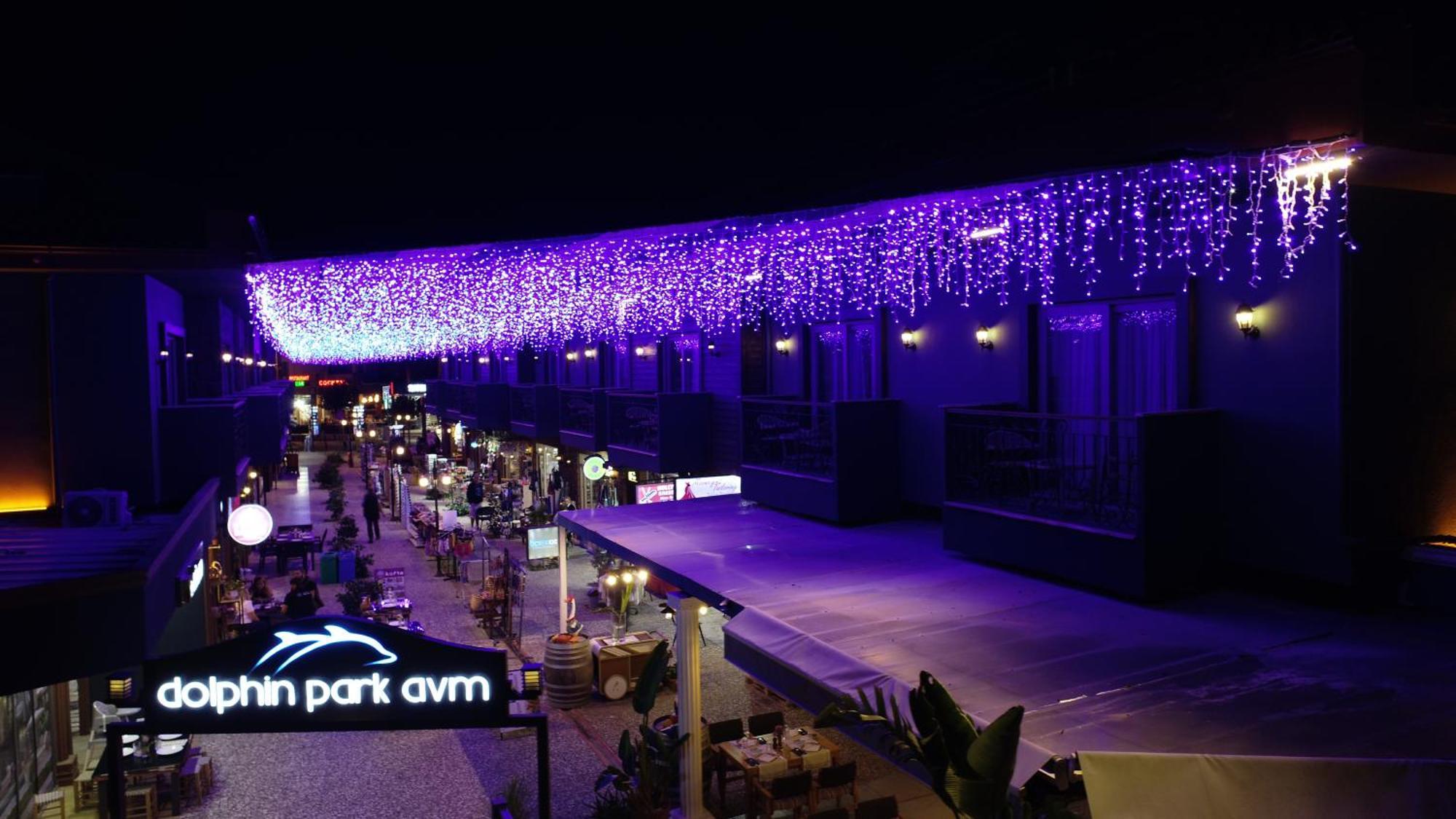 Dolphin Park Hotel