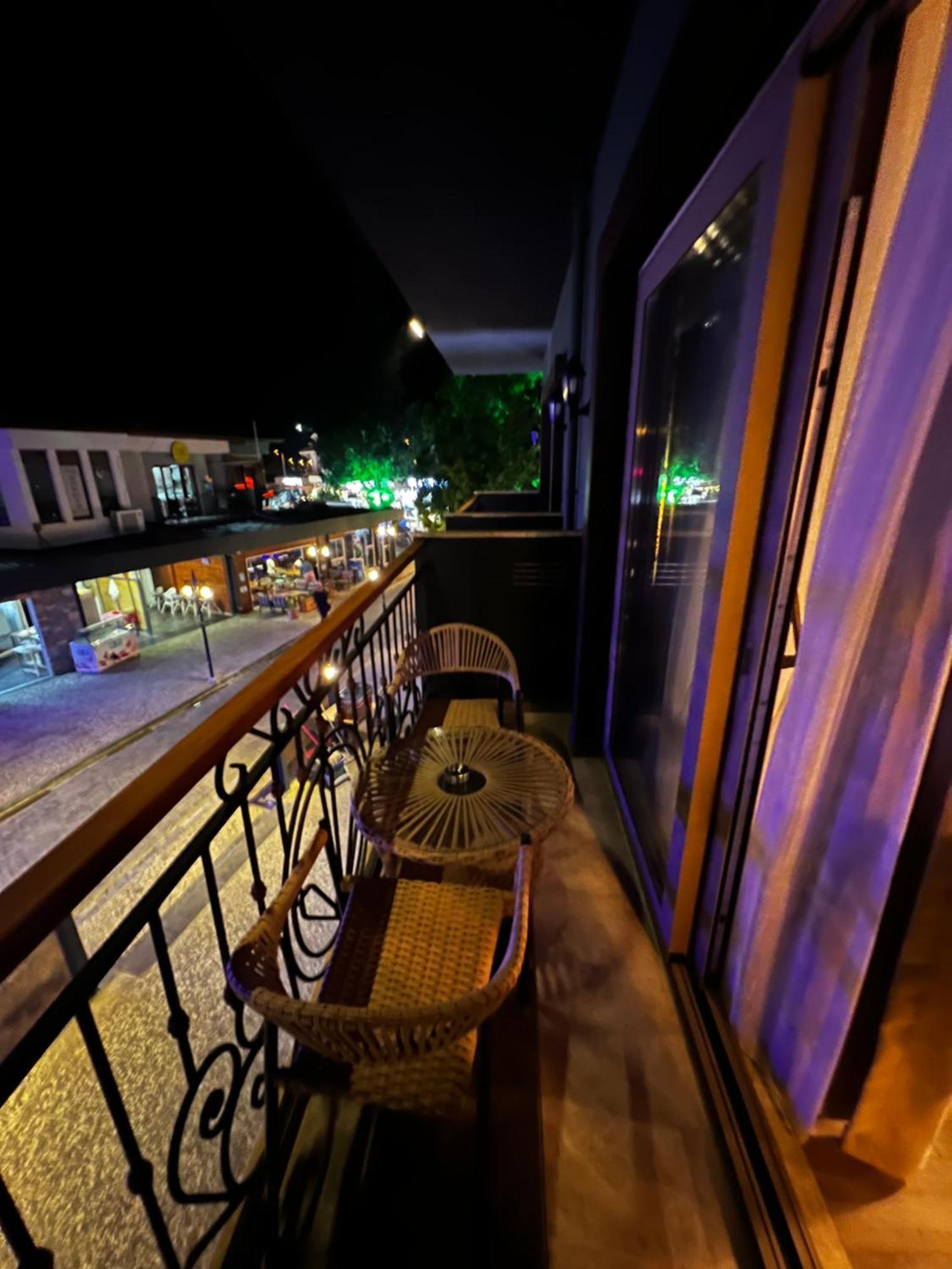 Dolphin Park Hotel