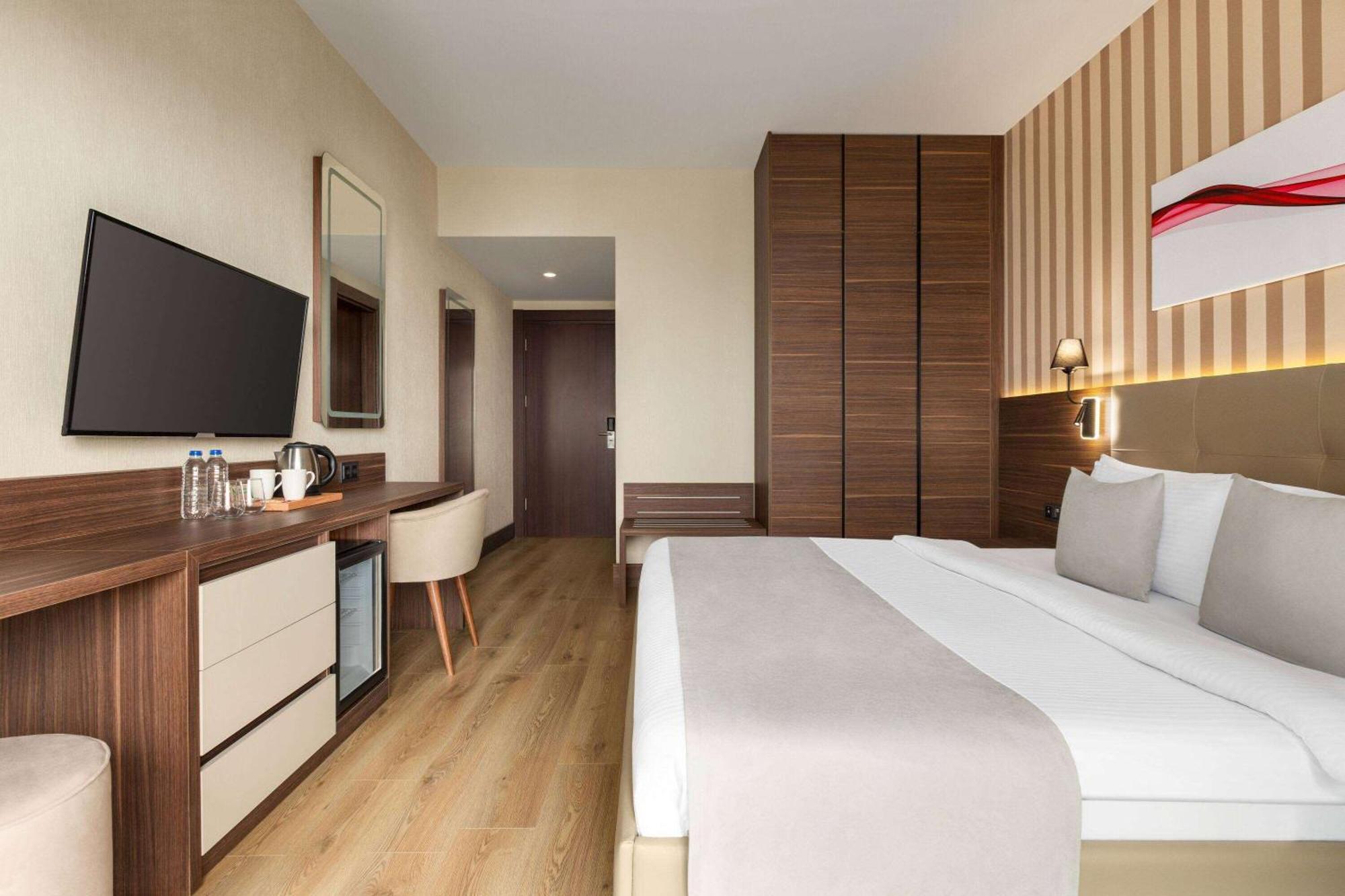 Ramada By Wyndham