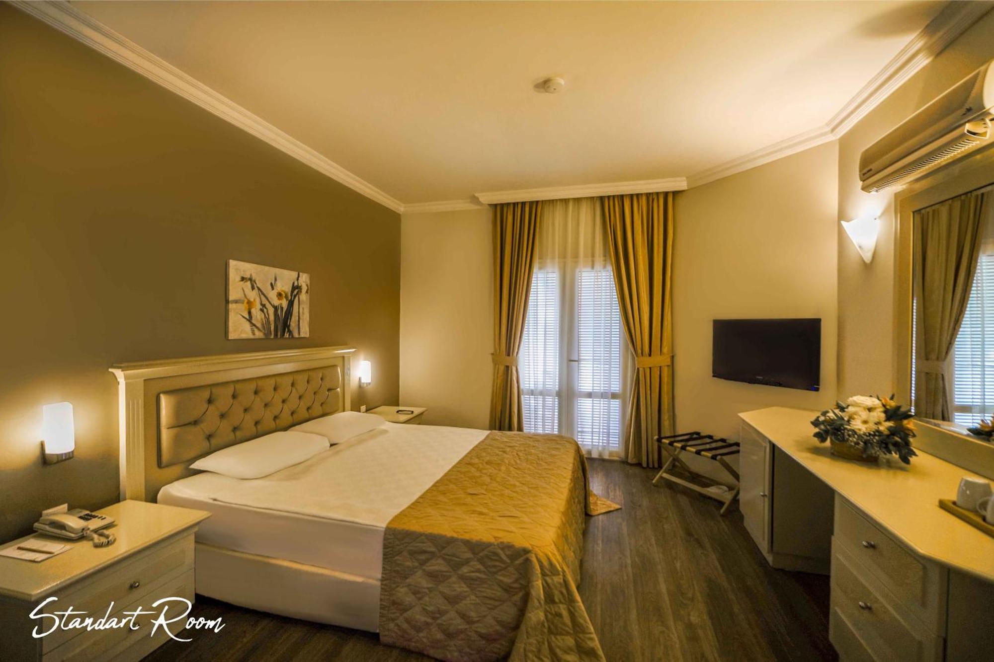Resort Emelda Sun Club