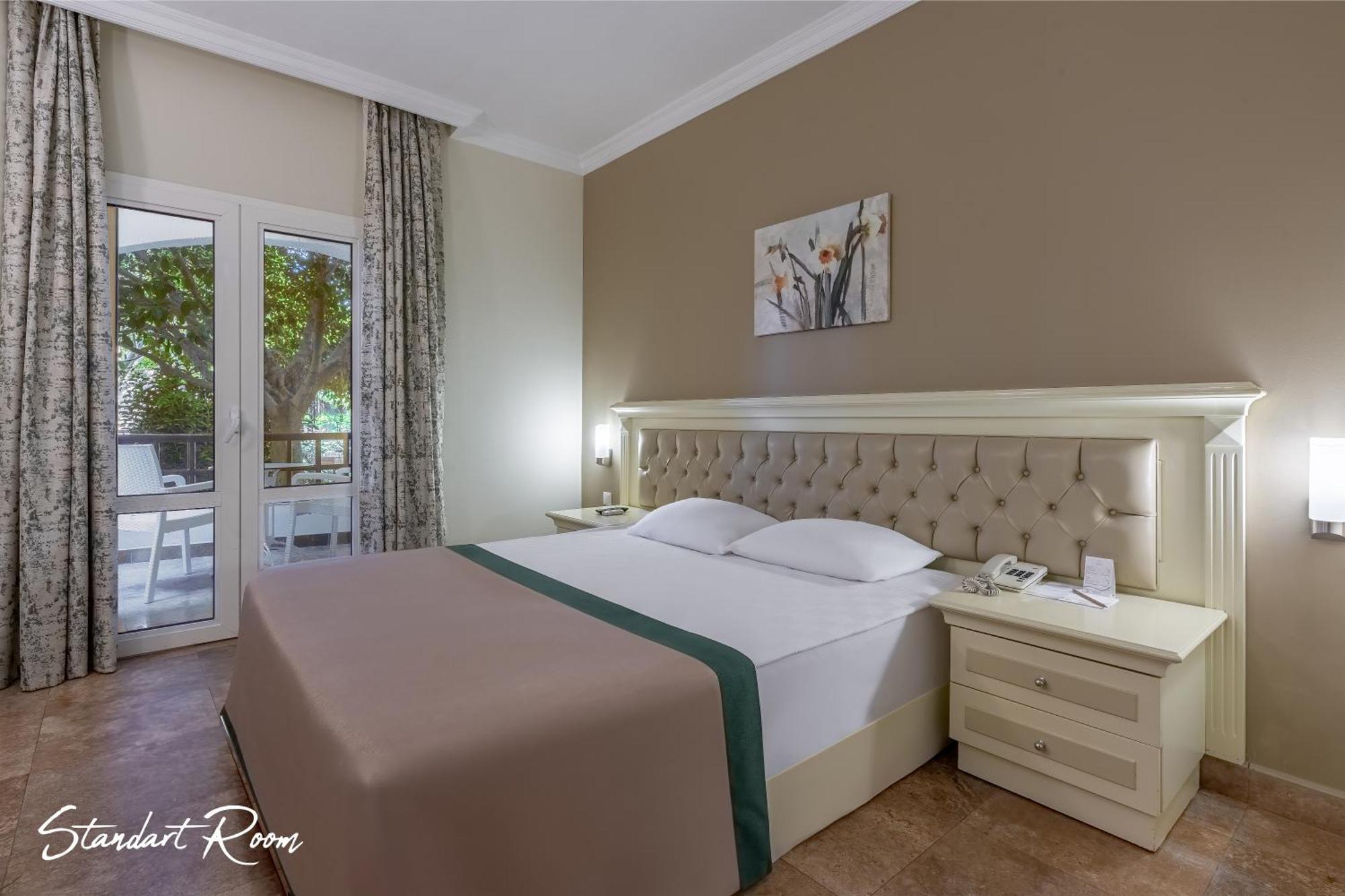 Emelda Sun Club Resort Kemer