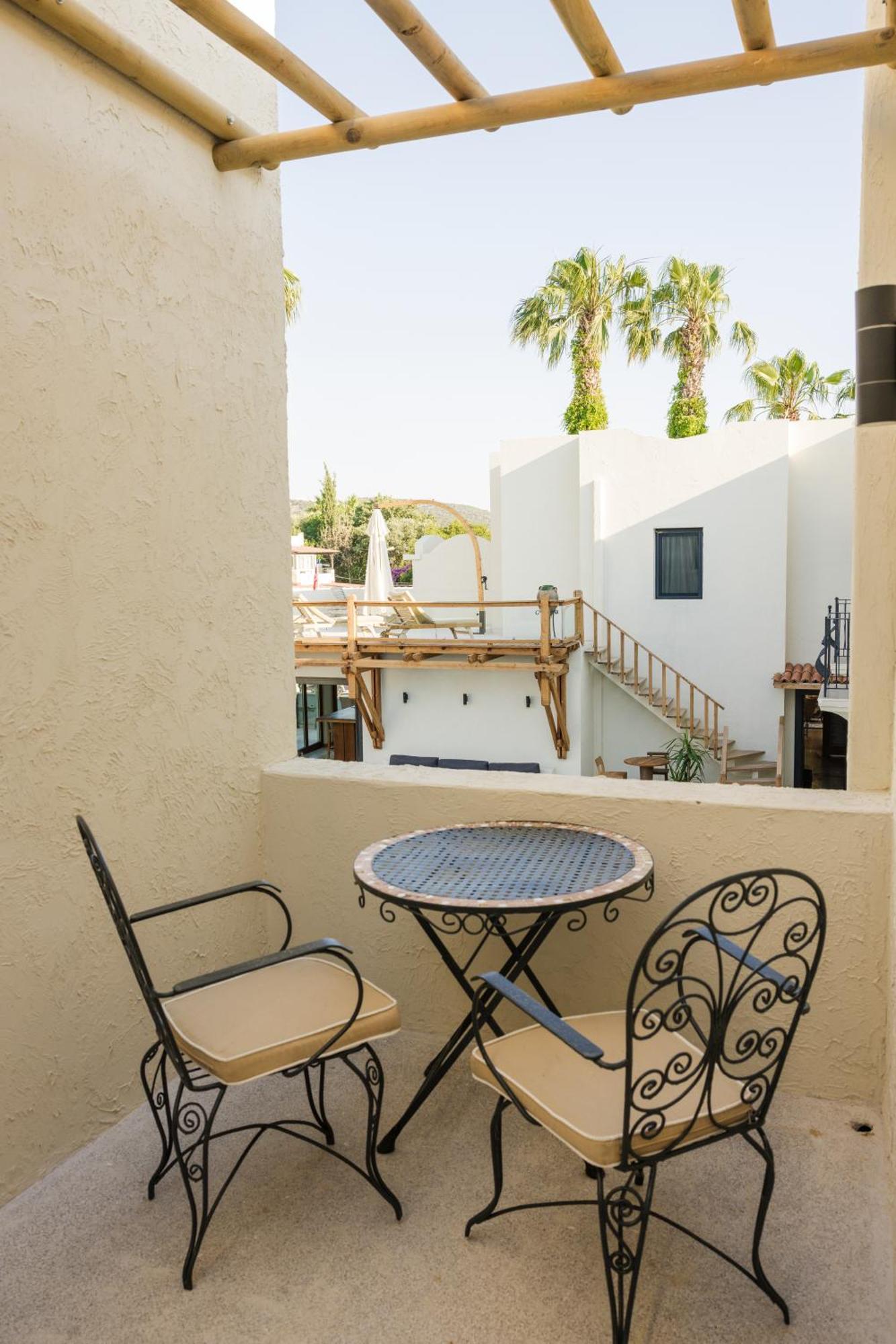 Corner Boutique Hotel