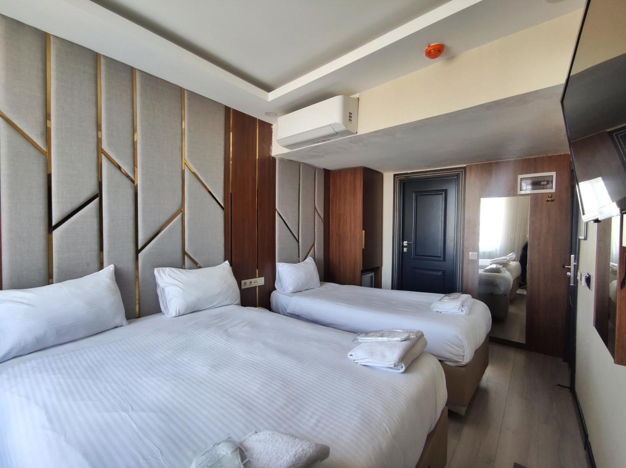 The Golden Pera's & Hotel 3*