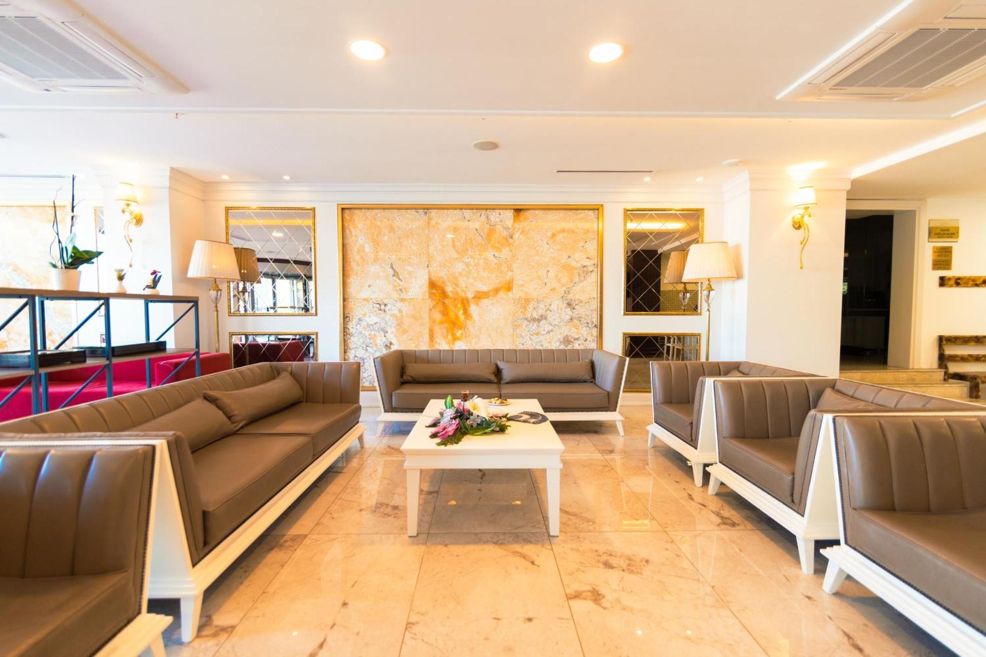 Tilya Hotel