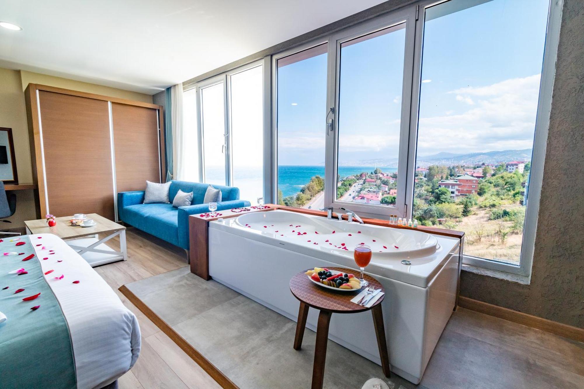 Hotel Tilya