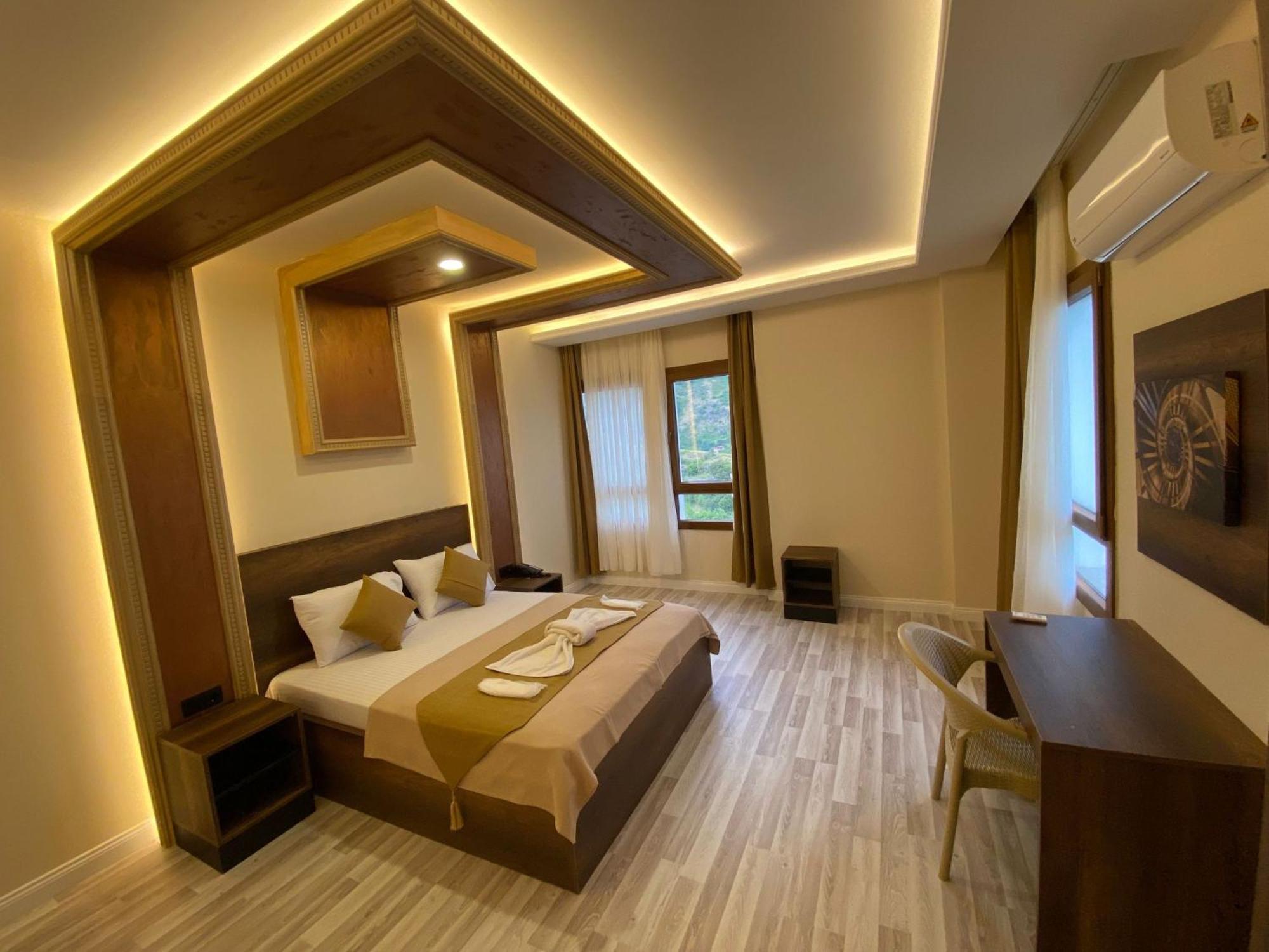 Aparthotel Perla Blanca
