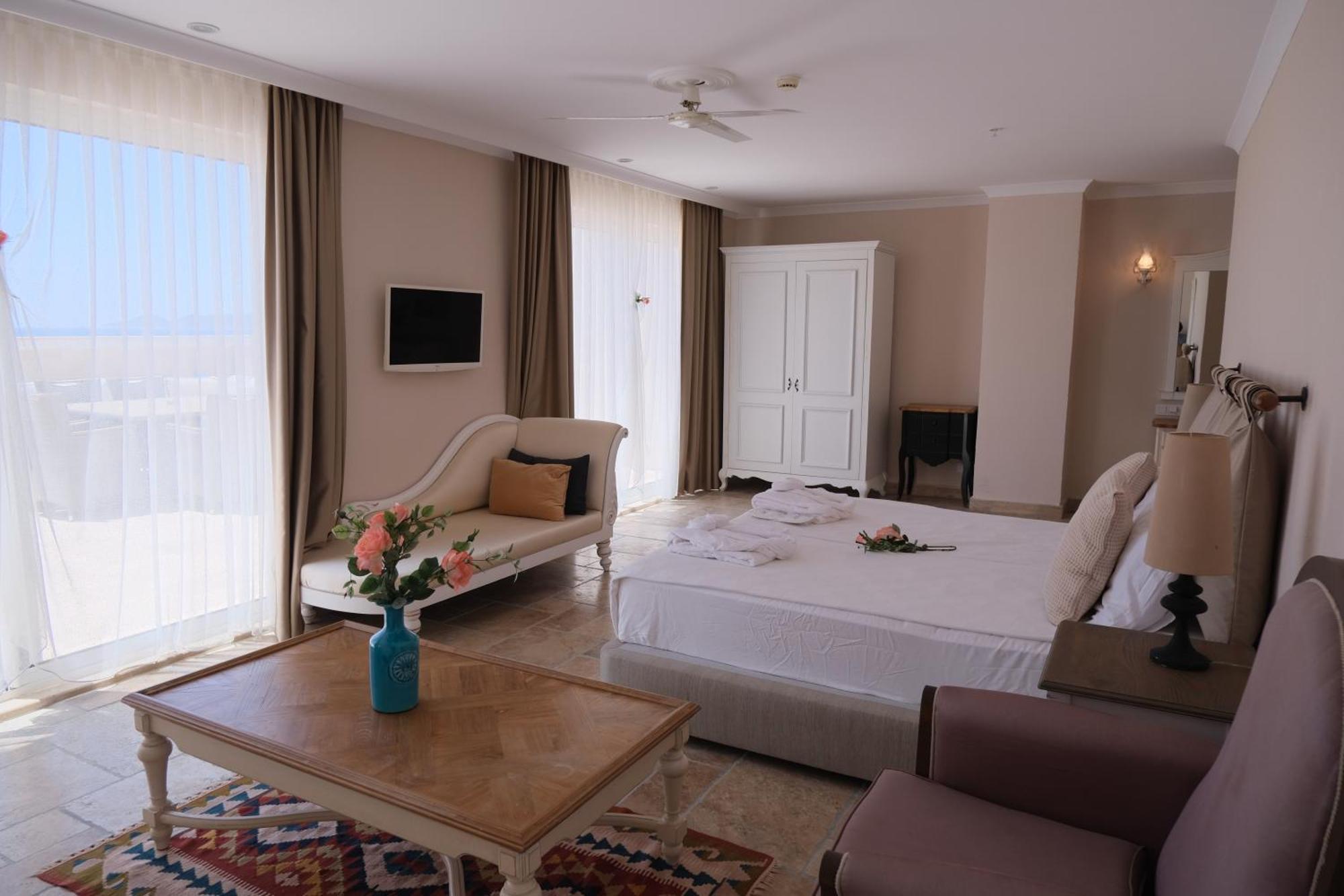 Andriake Club Hotel 5*