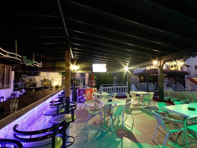 Maison 48 Aparthotel 3*