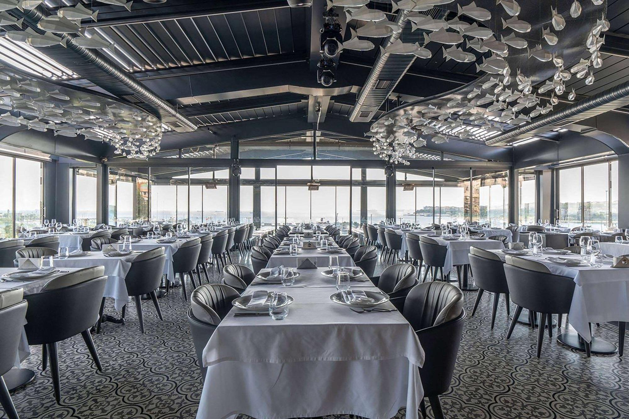 Wyndham Grand Kalamis Marina Hotel