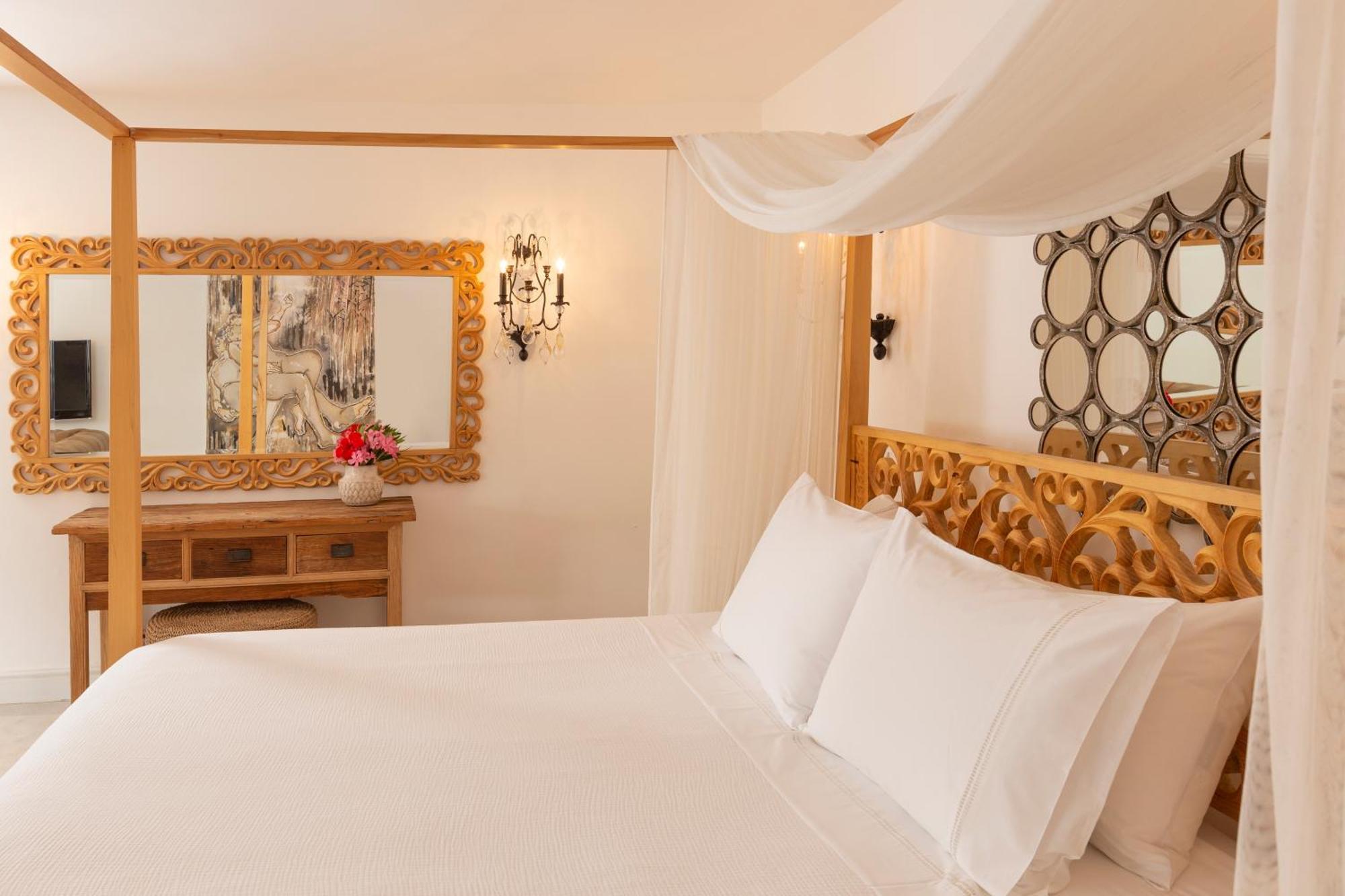 Sabrinas Haus - Adult Only +14 4*