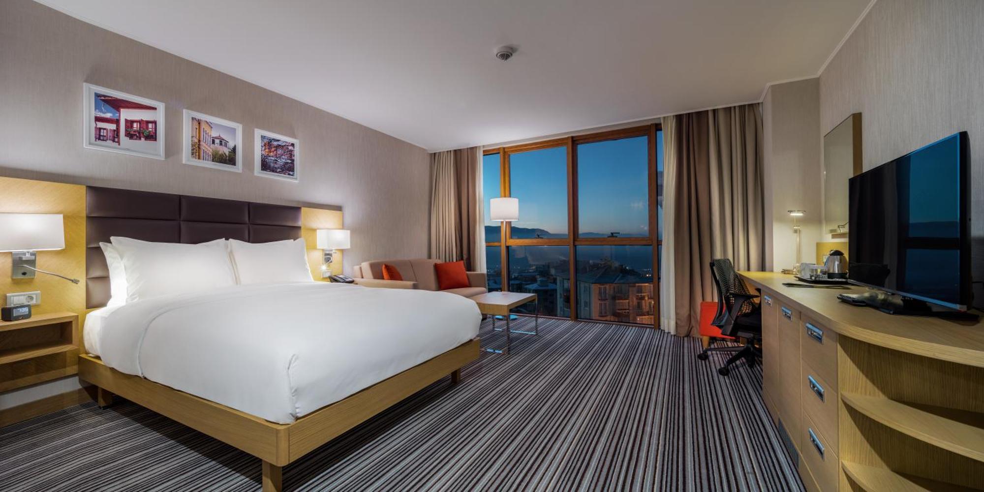 Hilton Garden 4*