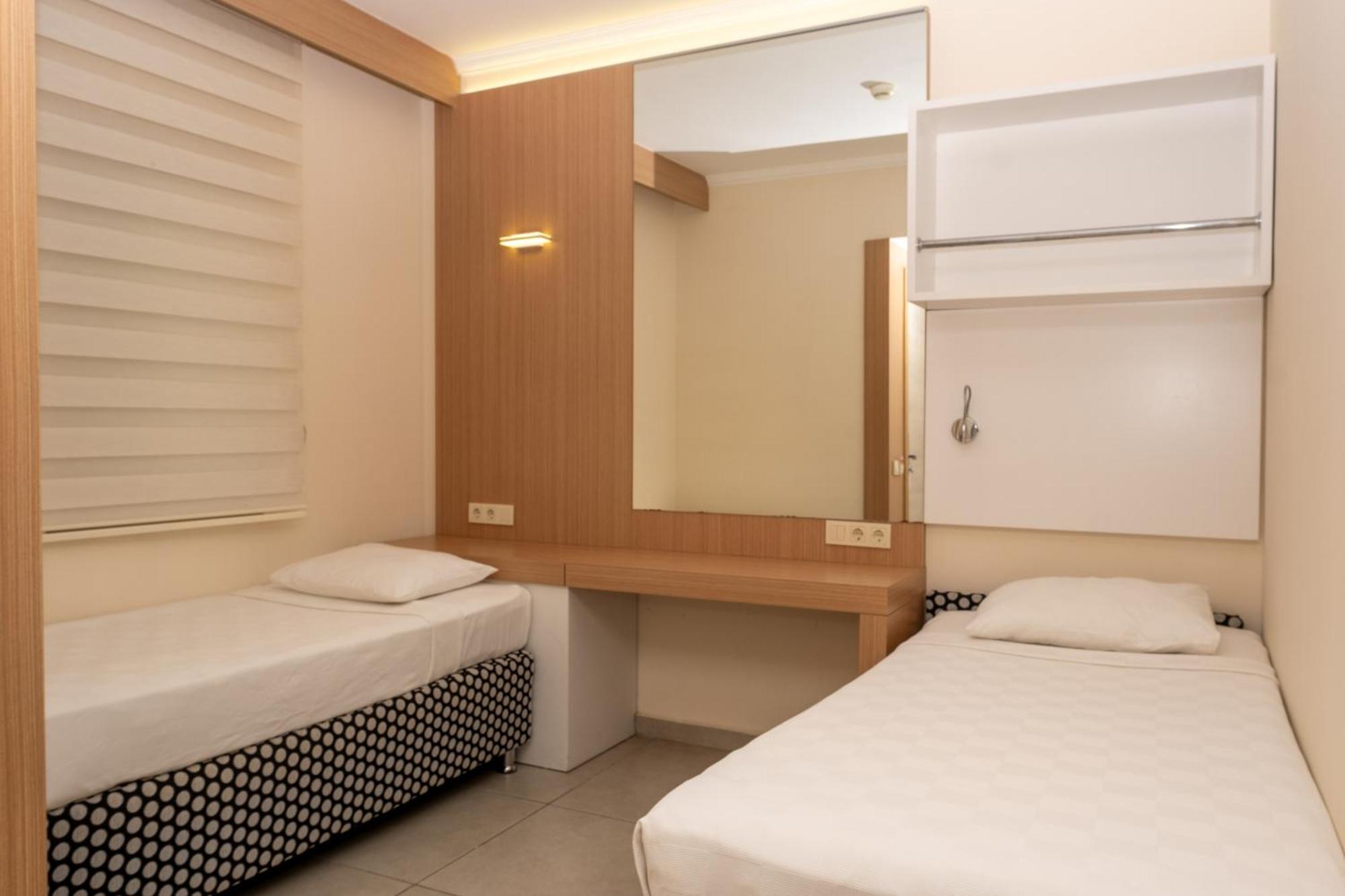 Hotel Aqi Pegasos World