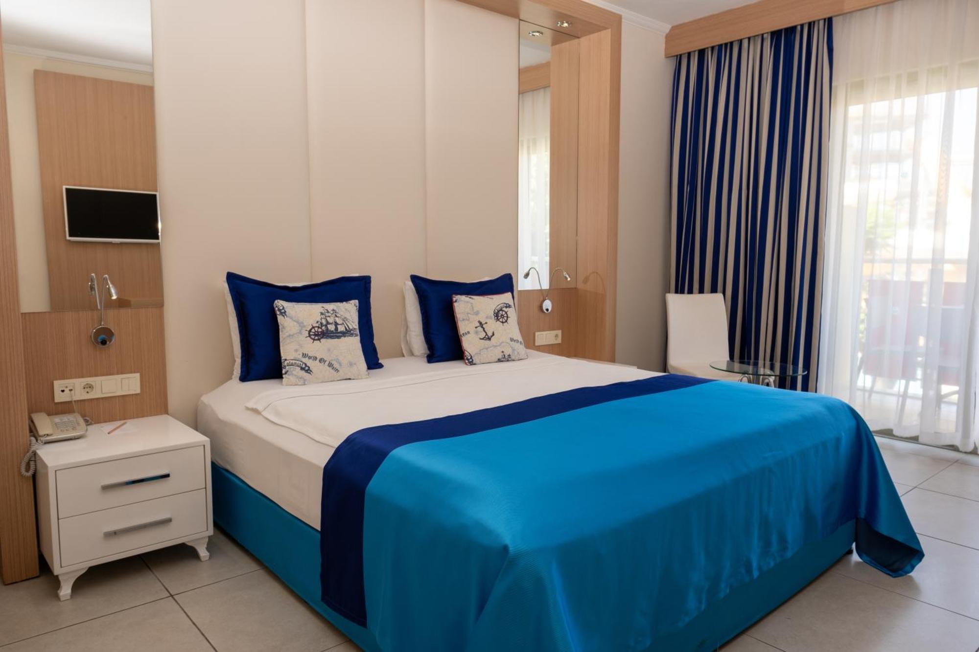 Hotel Aqi Pegasos World 4*