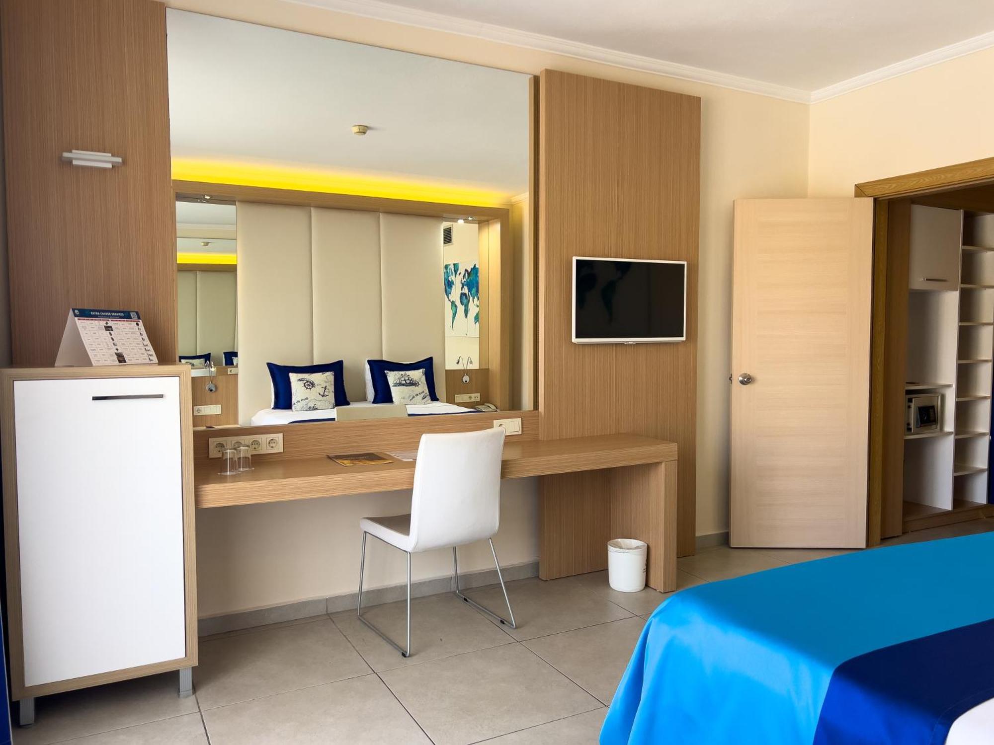 Hotel Aqi Pegasos World