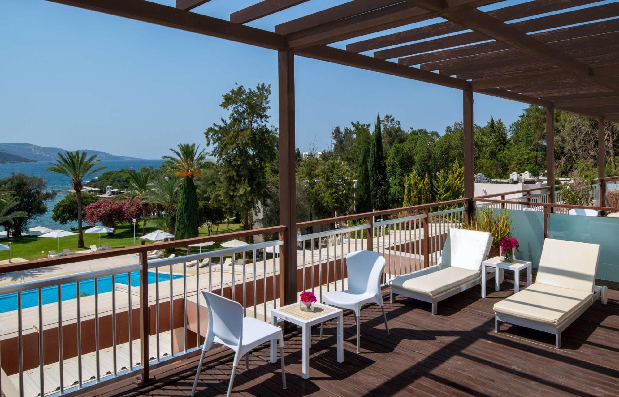 Resort Doubletree By Hilton Bodrum Isil Club Ultra 5*