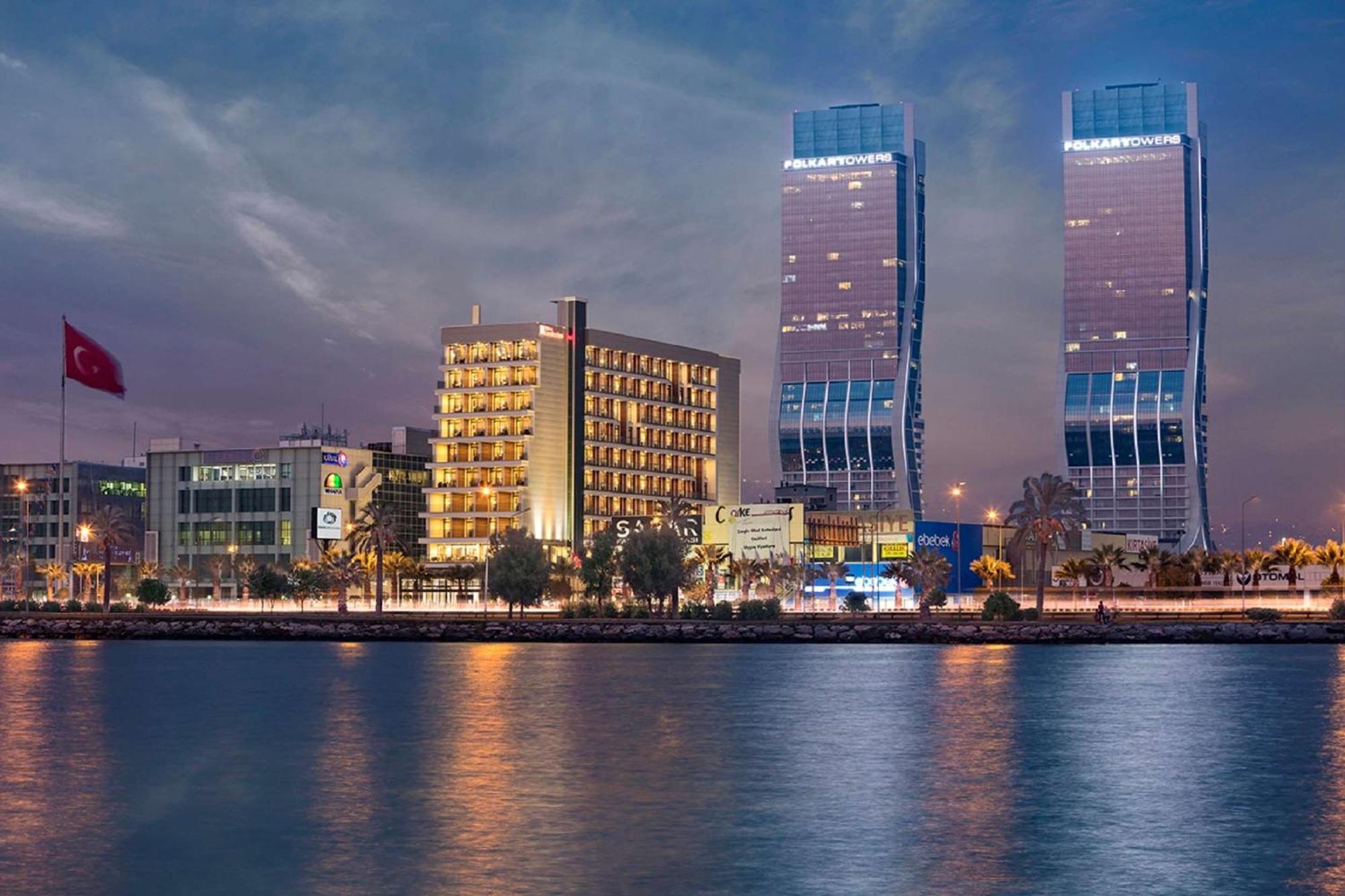 Hilton Garden Bayrakli 4*