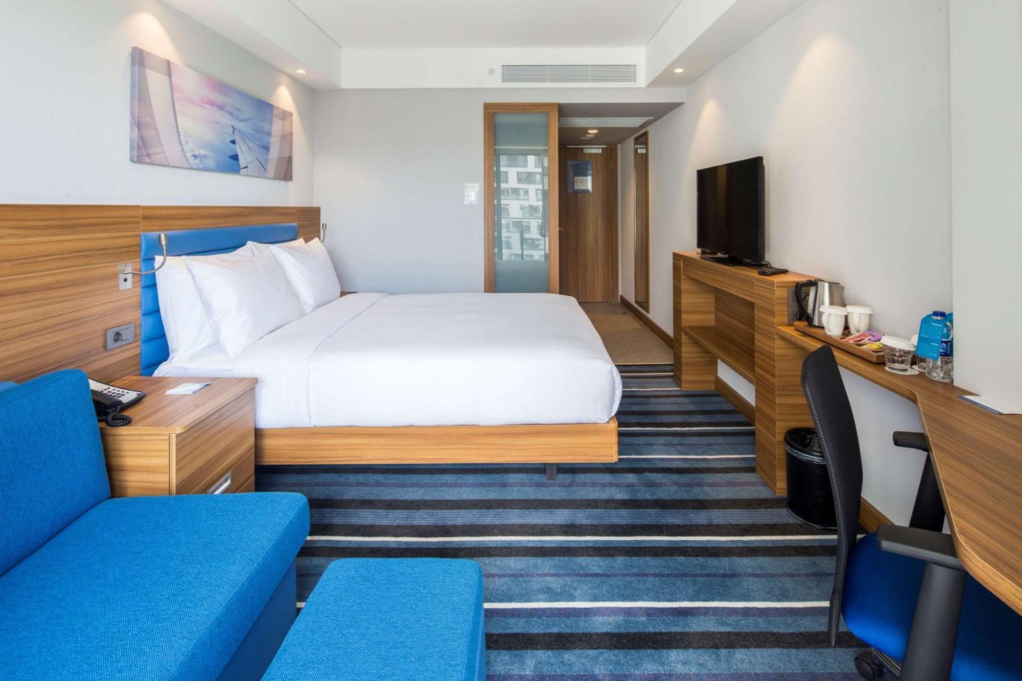 Hampton By Hilton Istanbul Kurtkoy Hotel