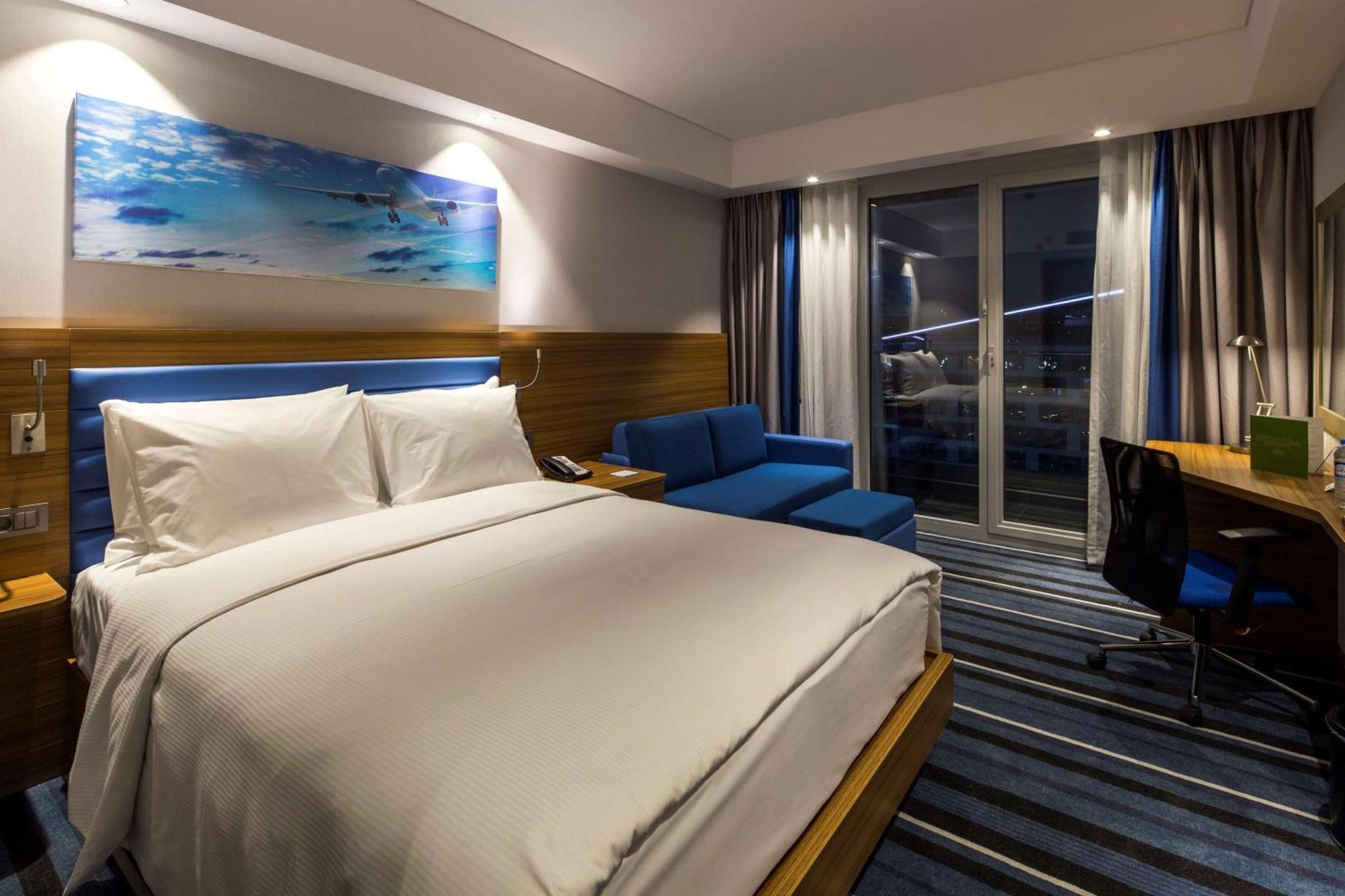 Hotel Hampton By Hilton Istanbul Kurtkoy 4*