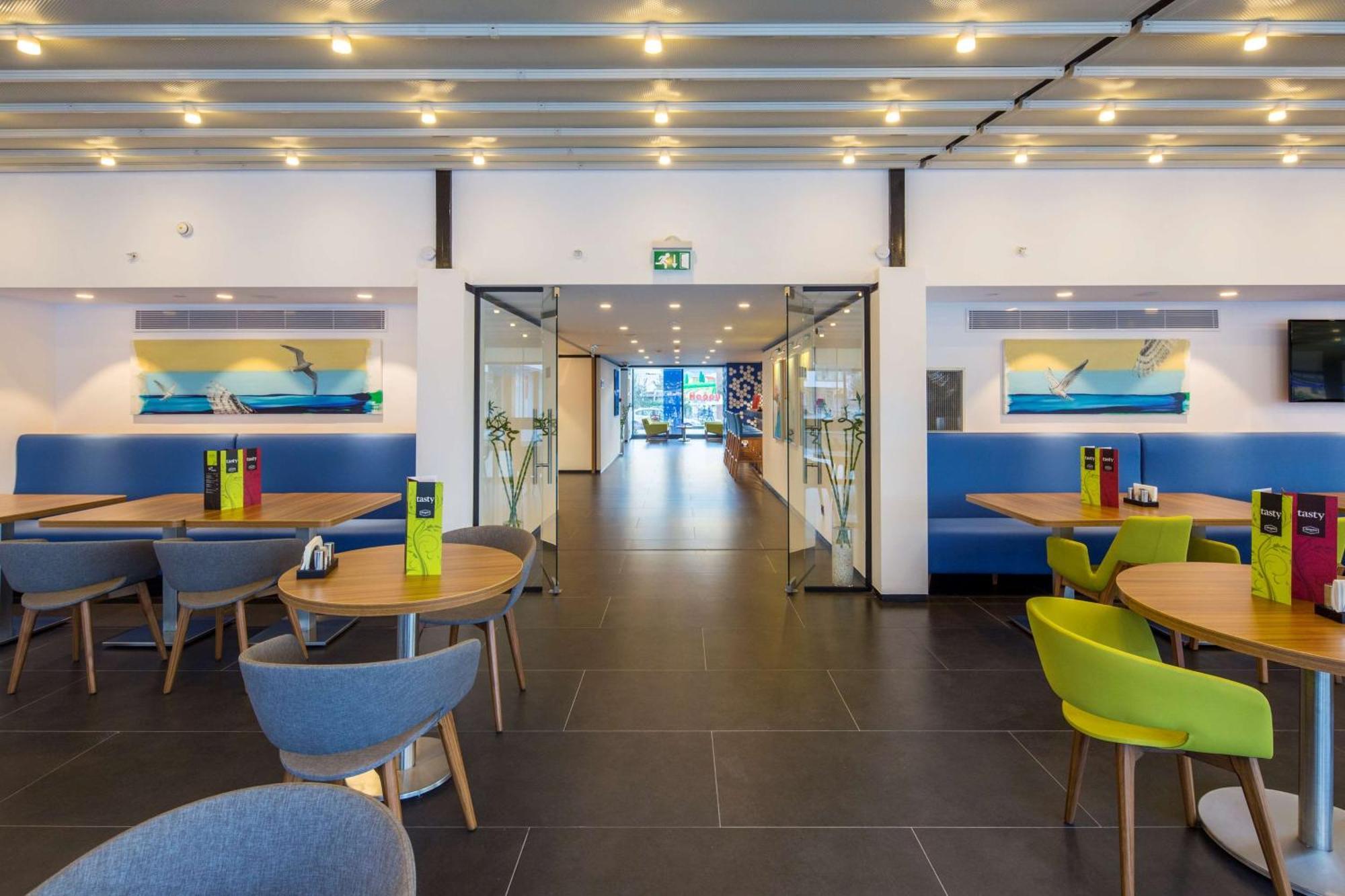 Hotel Hampton By Hilton Istanbul Kurtkoy 4*