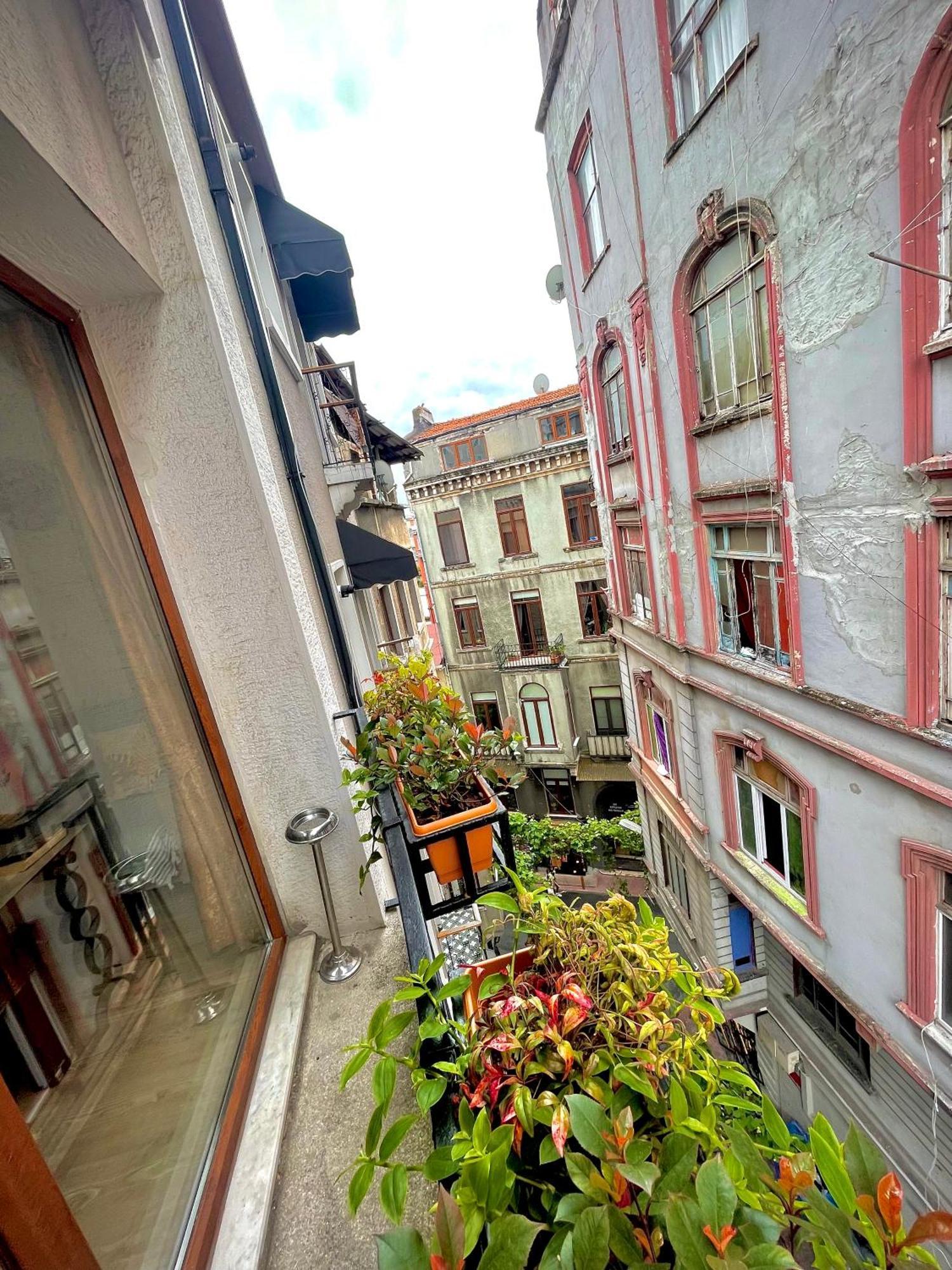 Aparthotel Elegance Aparts Cihangir