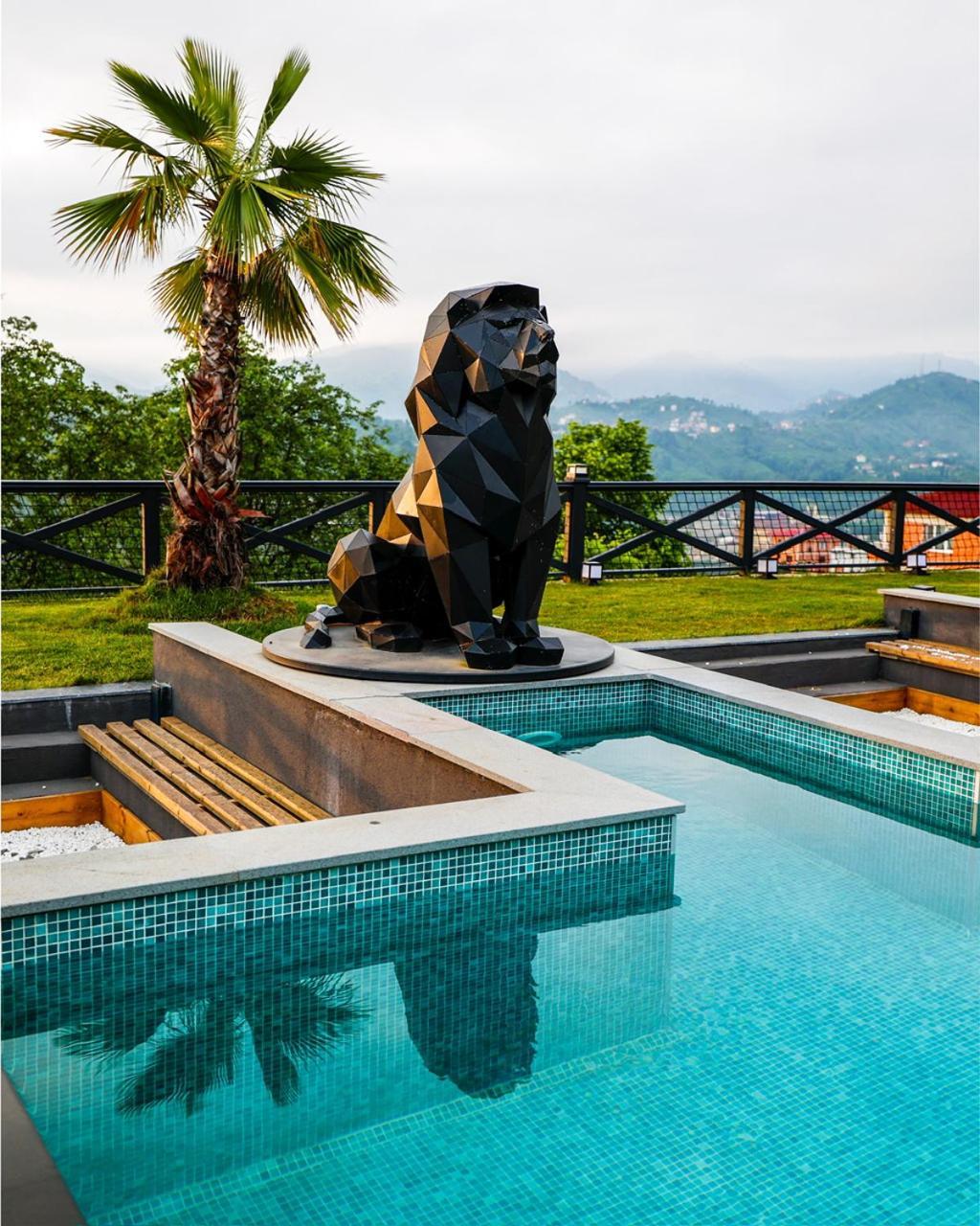 Cathan Art Hotel