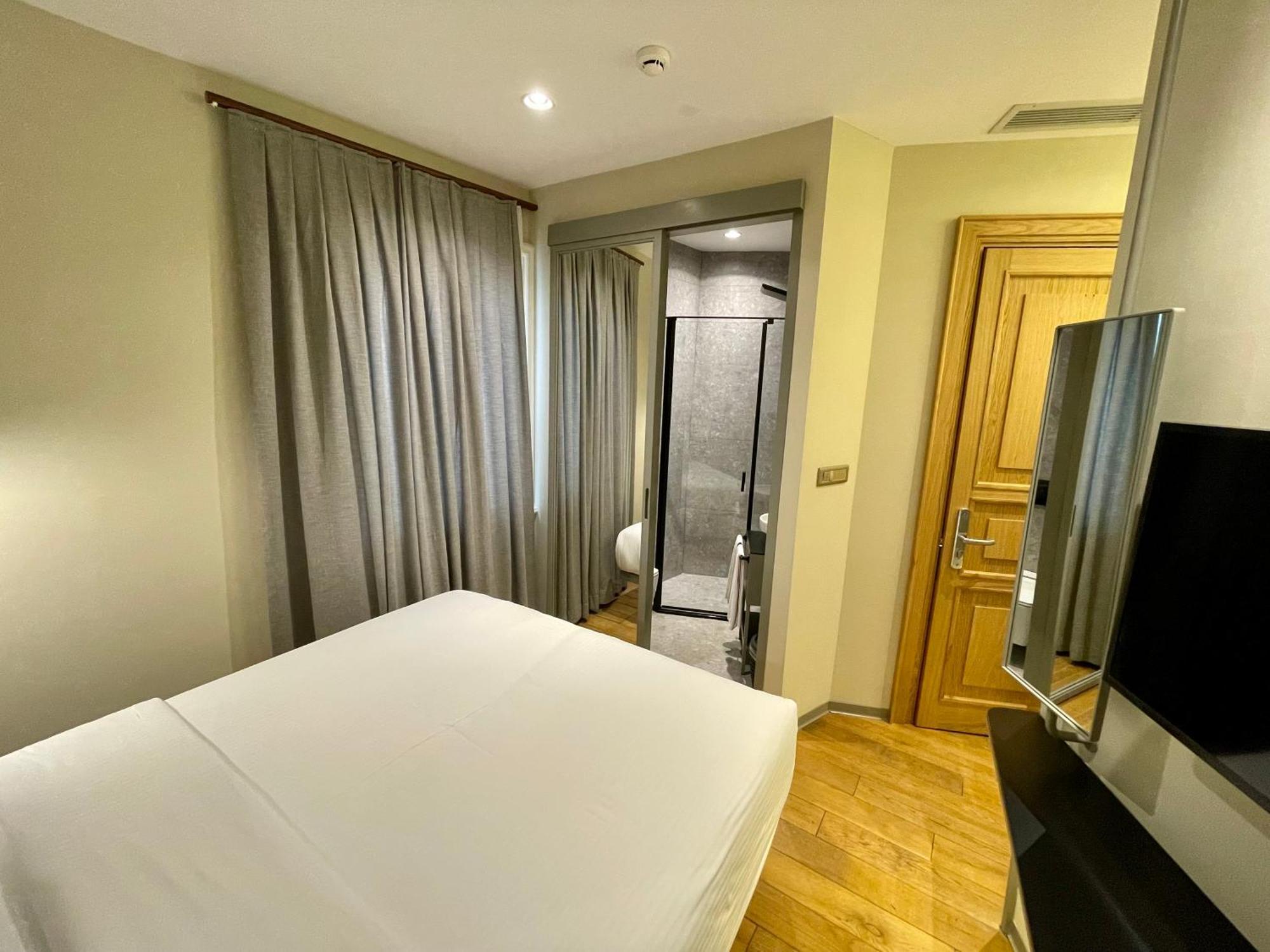 Nevv Bosphorus & Hotel Istanbul