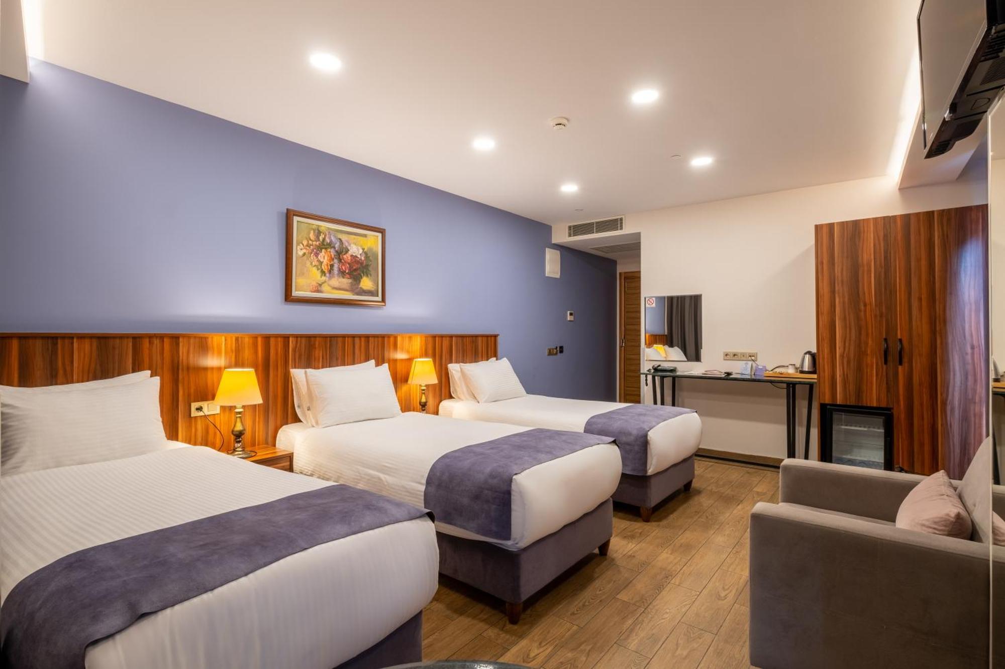 La Wisteria Boutique 4*