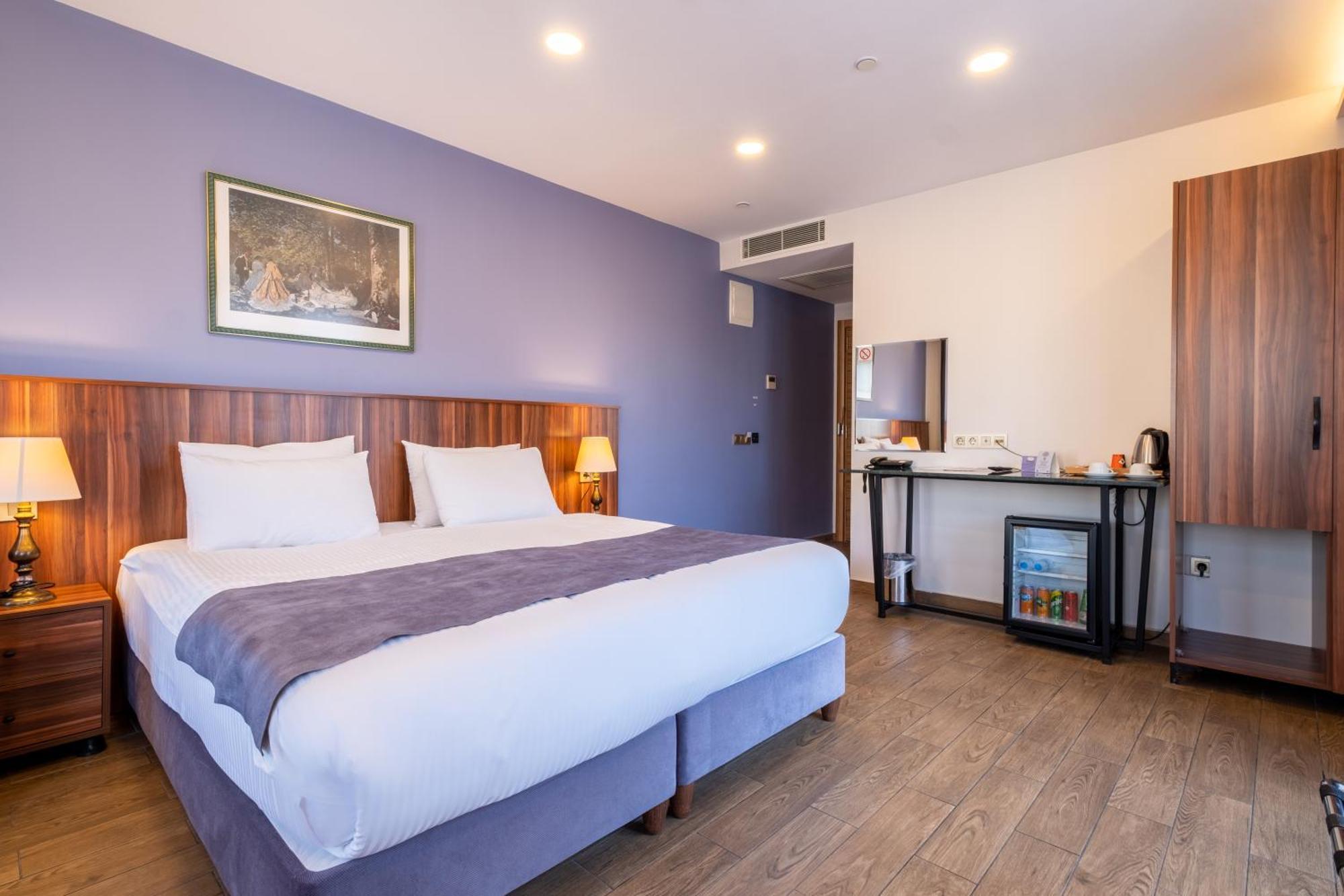 La Wisteria Boutique Hotel