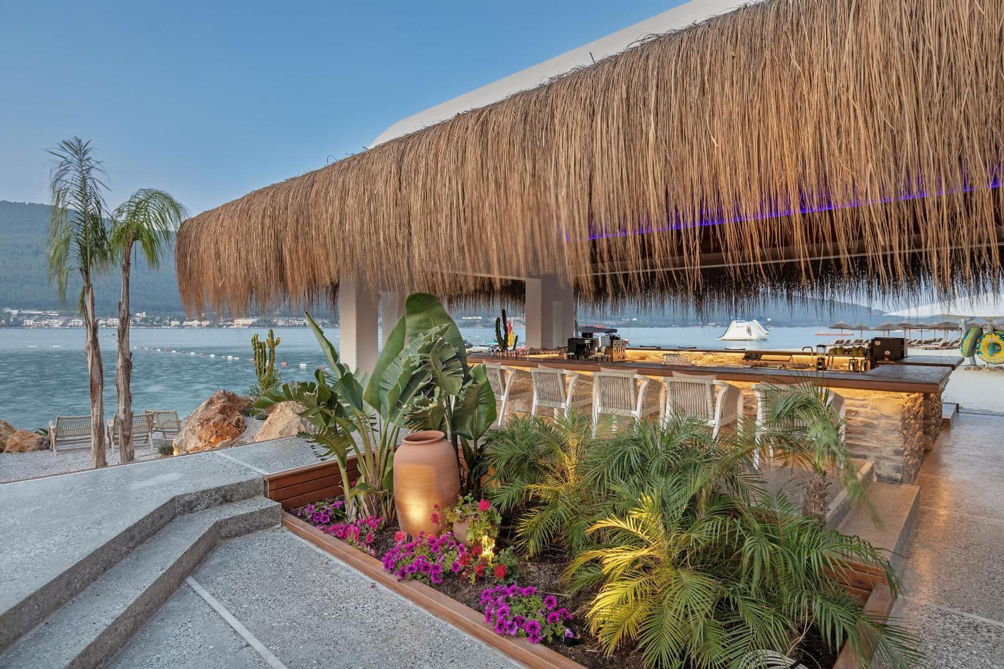 Titanic Luxury Collection Bodrum Resort 5*