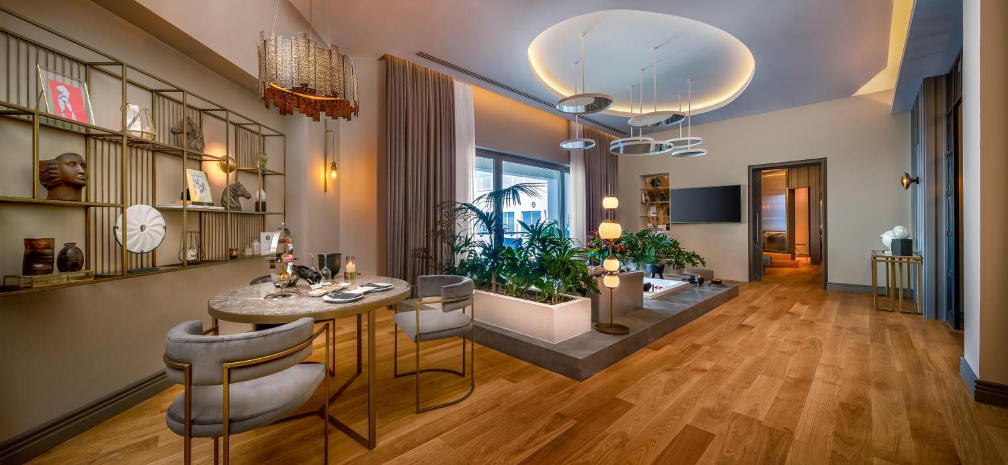 Akra Antalya Hotel 5*