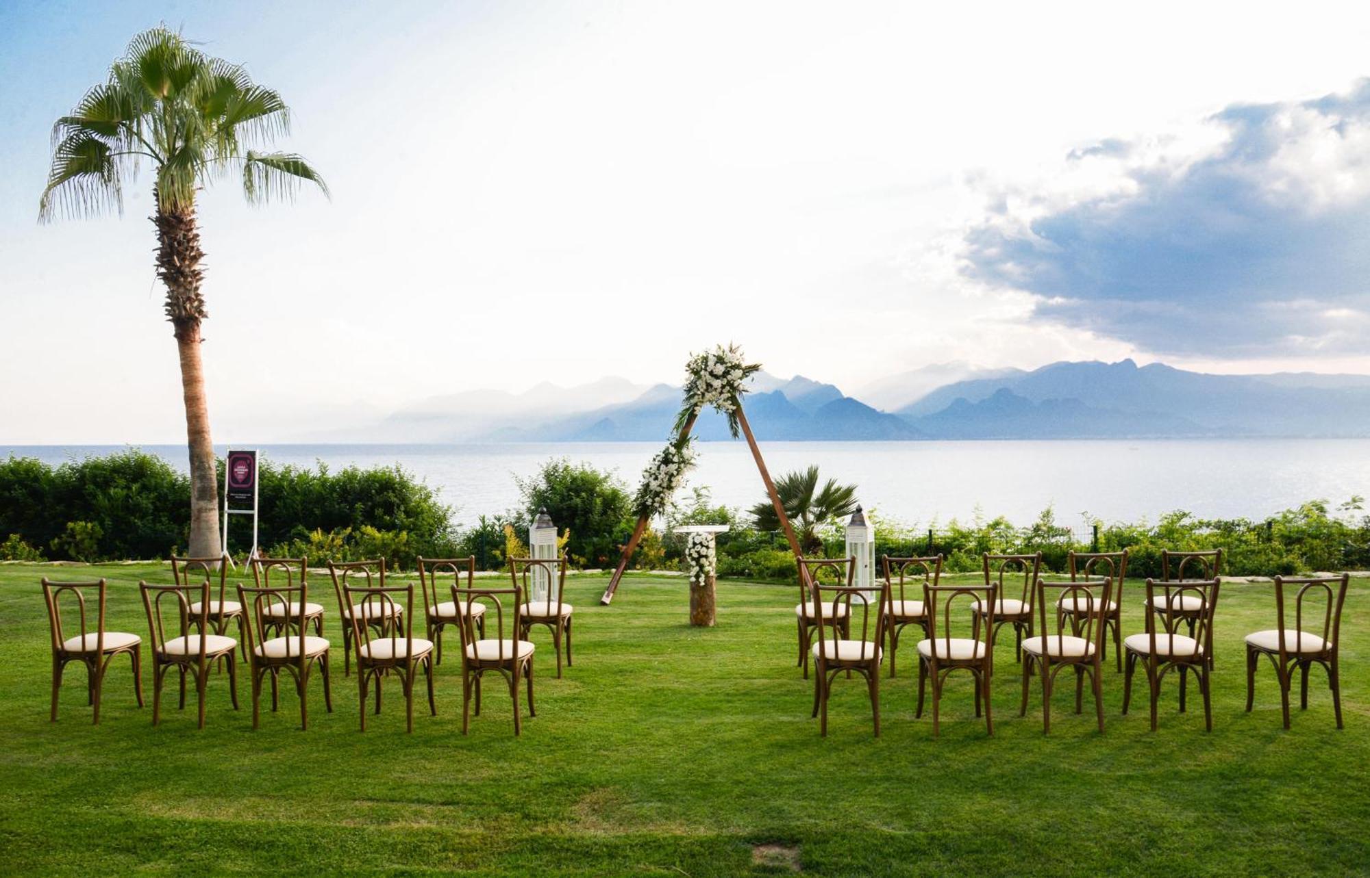 Hotel Akra Antalya 5*