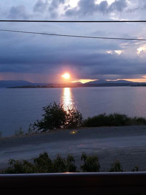Sunset-denize Sifir Konumda, Esyali Yazlik Apartment *
