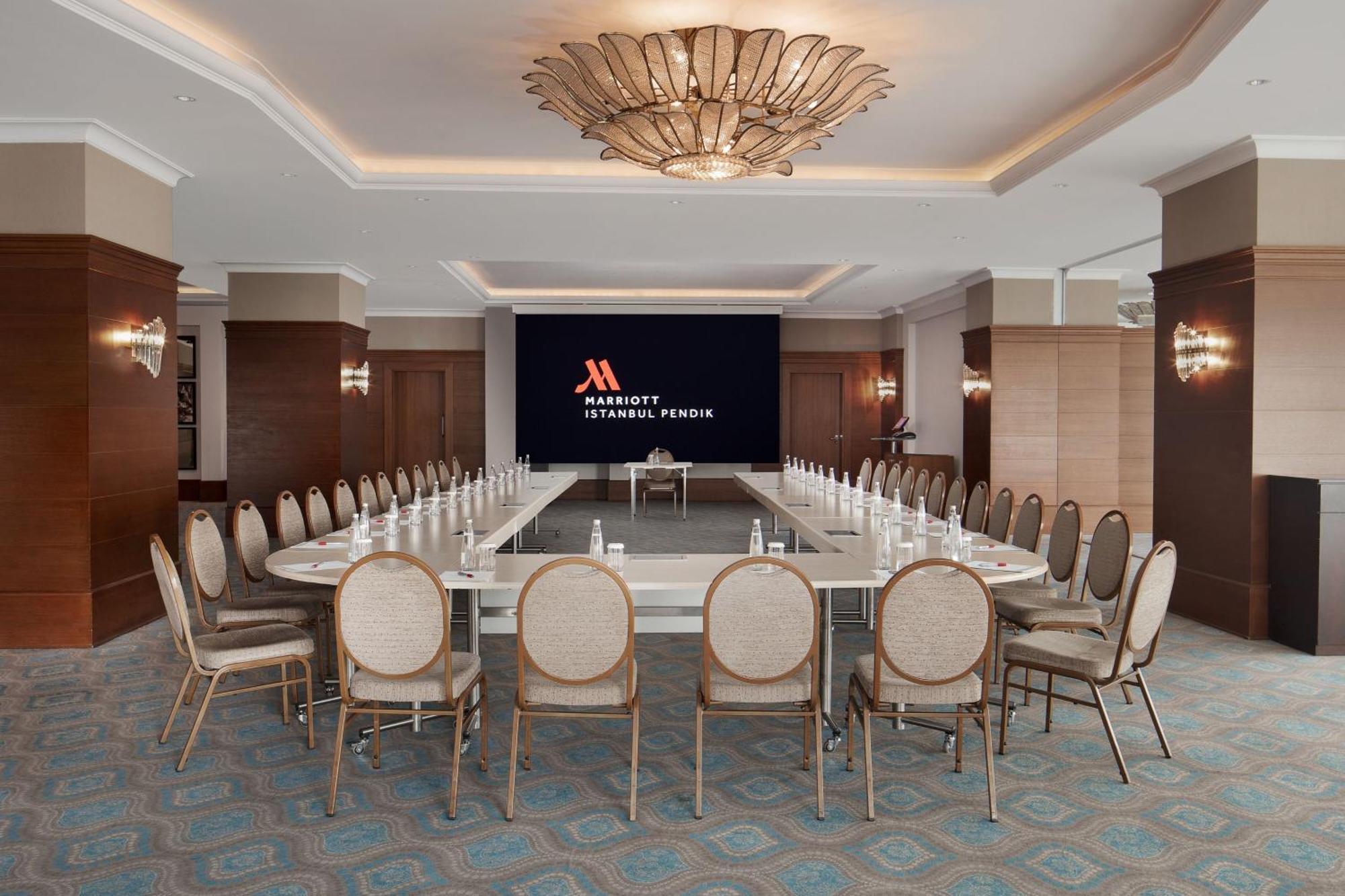 Marriott Pendik 5*