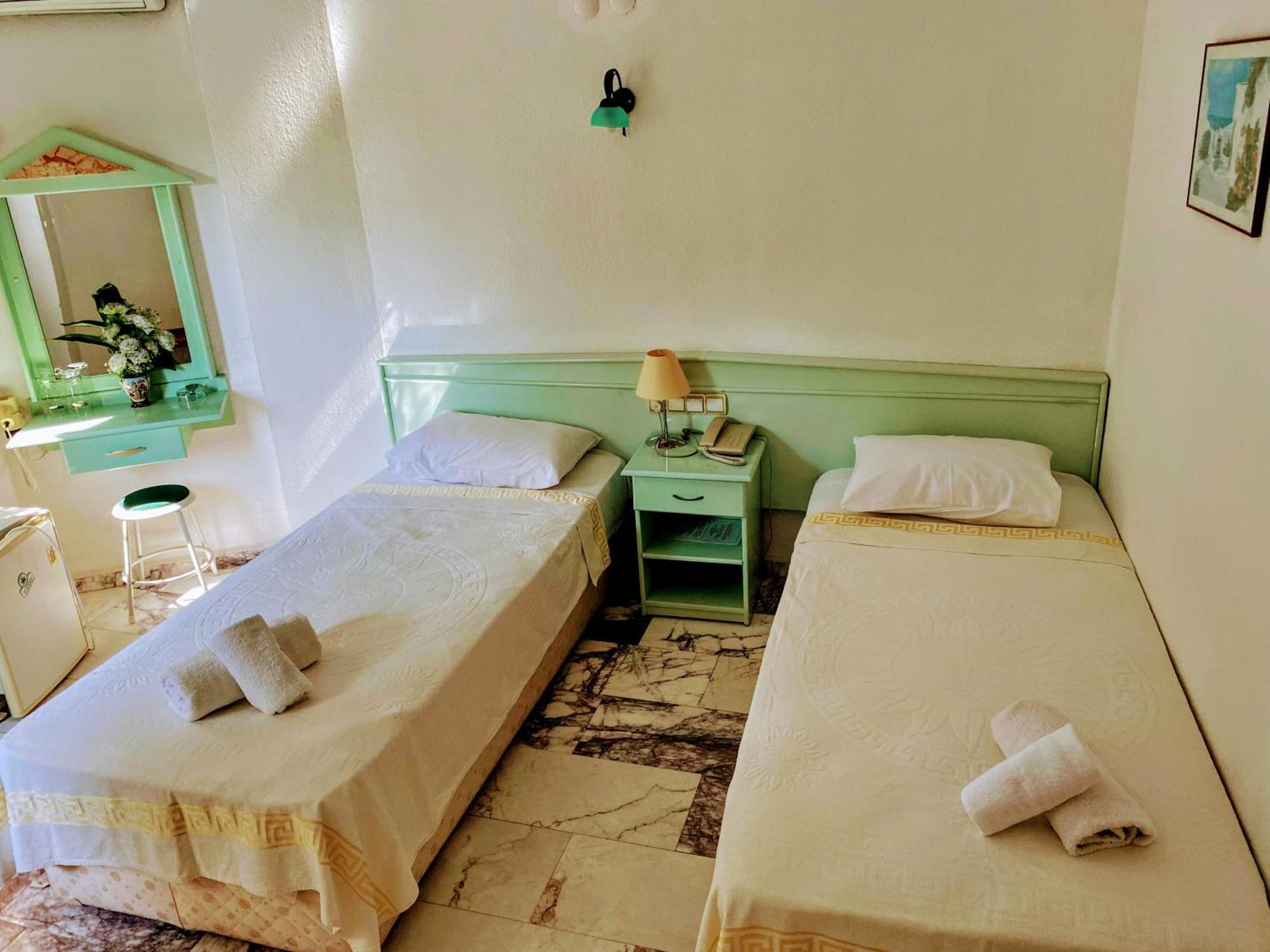 Hotel Mandalinn 3*