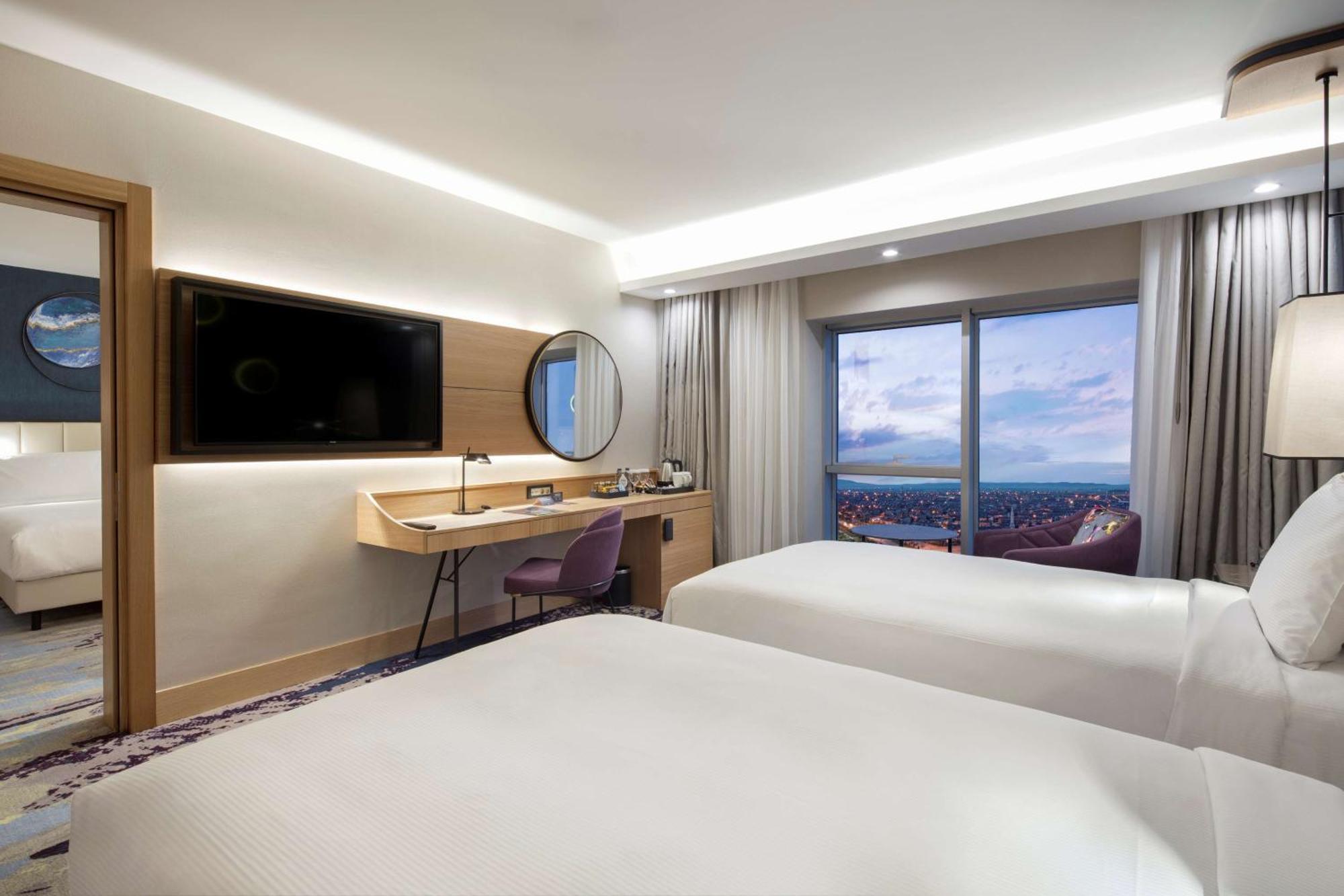 Doubletree By Hilton Hotel